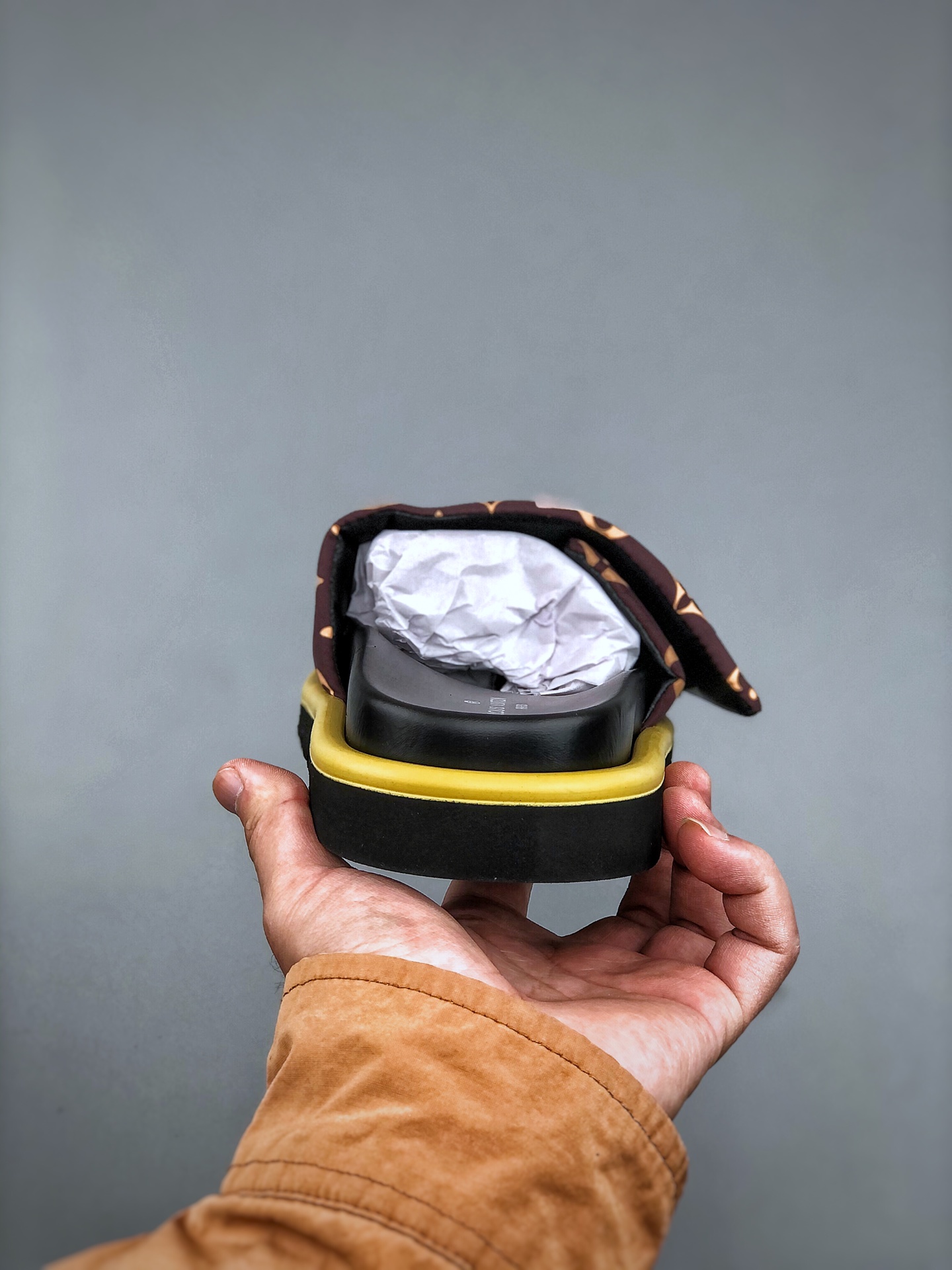 220  Louis Vuitton 2025 专柜 春夏新款  LV情侣厚底魔术贴拖鞋