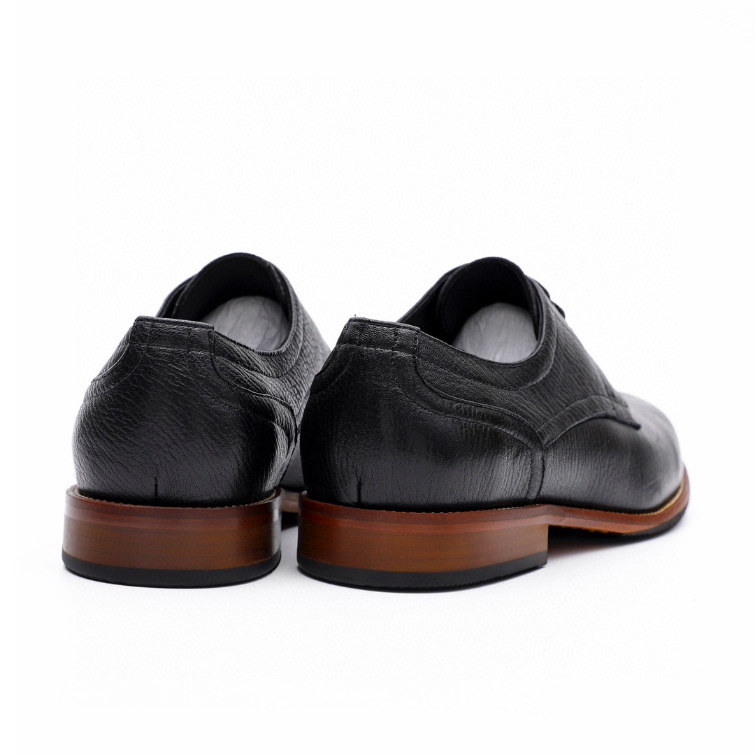 Ferragamo Men's Black Leather Dress Shoes - Timeless Style & Comfort 8 i1743226601 8617 6