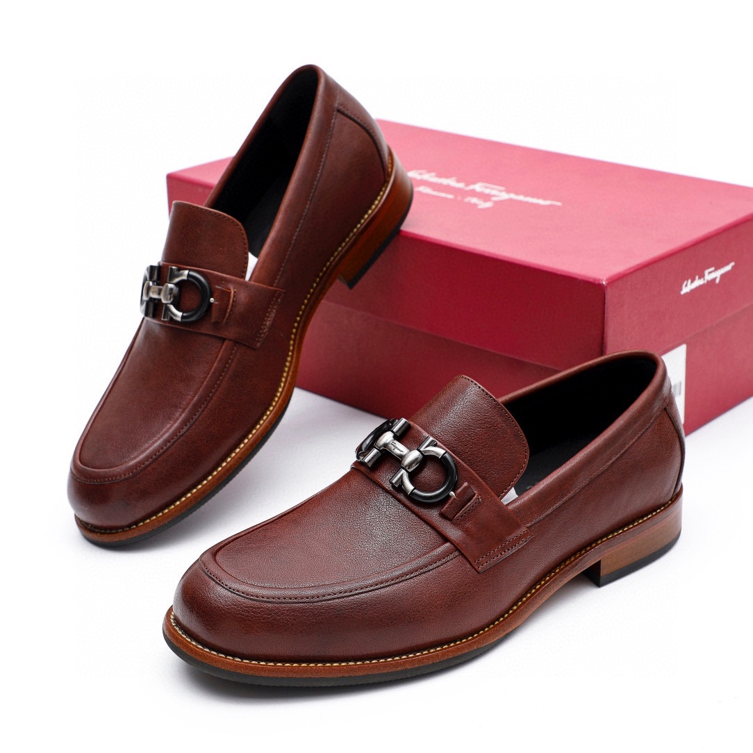 Ferragamo Men's Brown Leather Loafers with Iconic Buckle Detail, Size 39-44 2 i1743226636 9244 0