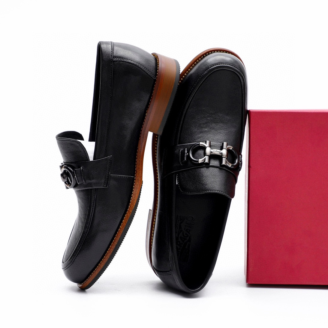 Ferragamo Men's Leather Loafers - Classic Italian Style, Premium Quality Shoes 9 i1743226698 430 7