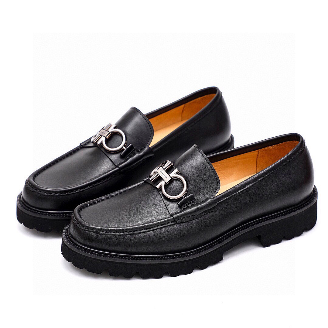 Ferragamo Men's Black Leather Loafers with Metal Buckle - Sizes 38-44 5 i1743226891 691 3