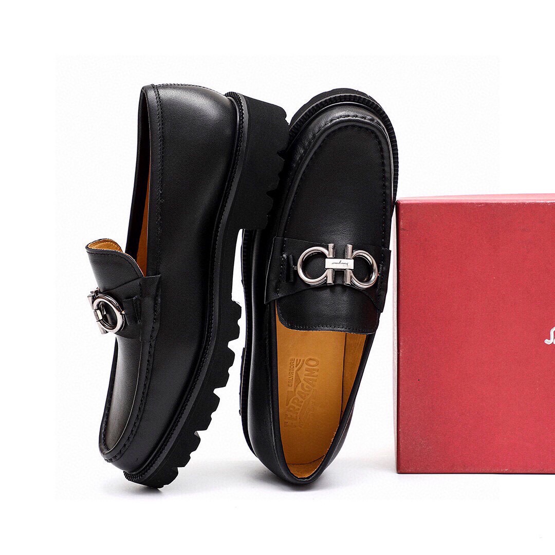 Ferragamo Men's Black Leather Loafers with Metal Buckle - Sizes 38-44 9 i1743226891 7283 7