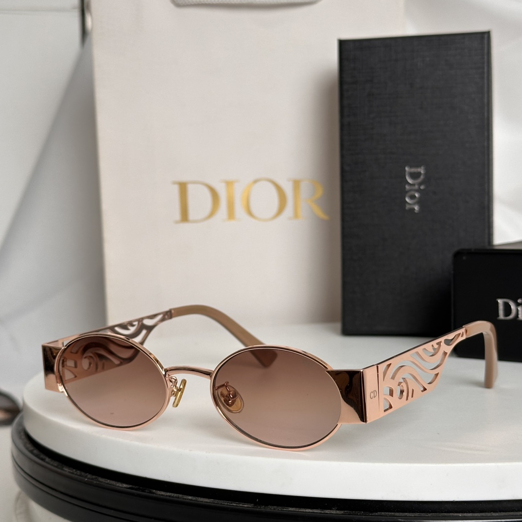  ‼️DIOR✨✨✨MODEL RAVE✨✨✨SIZE：51口19-145✨✨✨