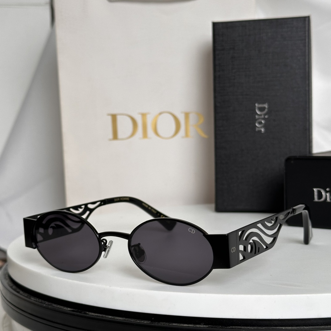  ‼️DIOR✨✨✨MODEL RAVE✨✨✨SIZE：51口19-145✨✨✨