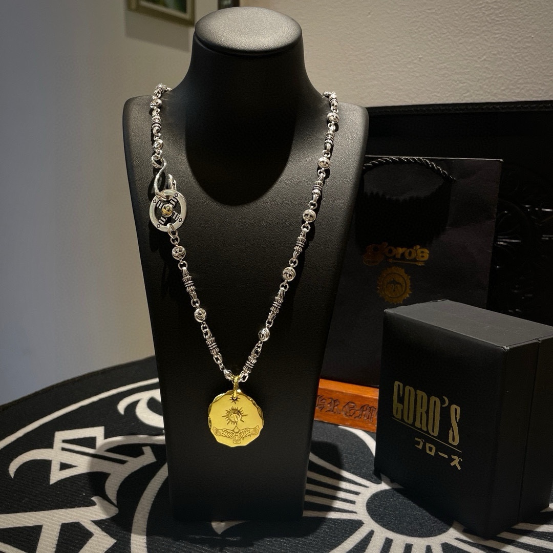 NO:108821,[New Products are on the Shelves] Goro Takahashi Goro Gold Medal Eagle Pendant Classic Multi-Element Necklace Top Version Determines Exclusive Shooting Mainly Focus on the High-end Market Absolutely Different from the Ordinary Version!  The details of the picture product are consistent with ZP!  Original production process, precision quality, purely handmade, authentic model opening, fashion essentials, both men and women can wear, same couple style, rock punk silver style, retro elements, trendy and versatile, same style on the official website, fine jewelry, necklace19860909【新品上架】Goro’s高桥吾郎金牌老鹰吊坠 经典多元素项链 顶级版本 认准独家拍摄 主攻高端市场 绝对区别普通版本！图片产品细节与ZP一致！原版制作工艺 精工品质 纯手工打造 ～正品开模潮流时尚必备 男女均可佩戴 情侣款同款 摇滚朋克泰银风格 复古元素 潮流百搭 官网同款,饰品精品,necklace,Jewelry