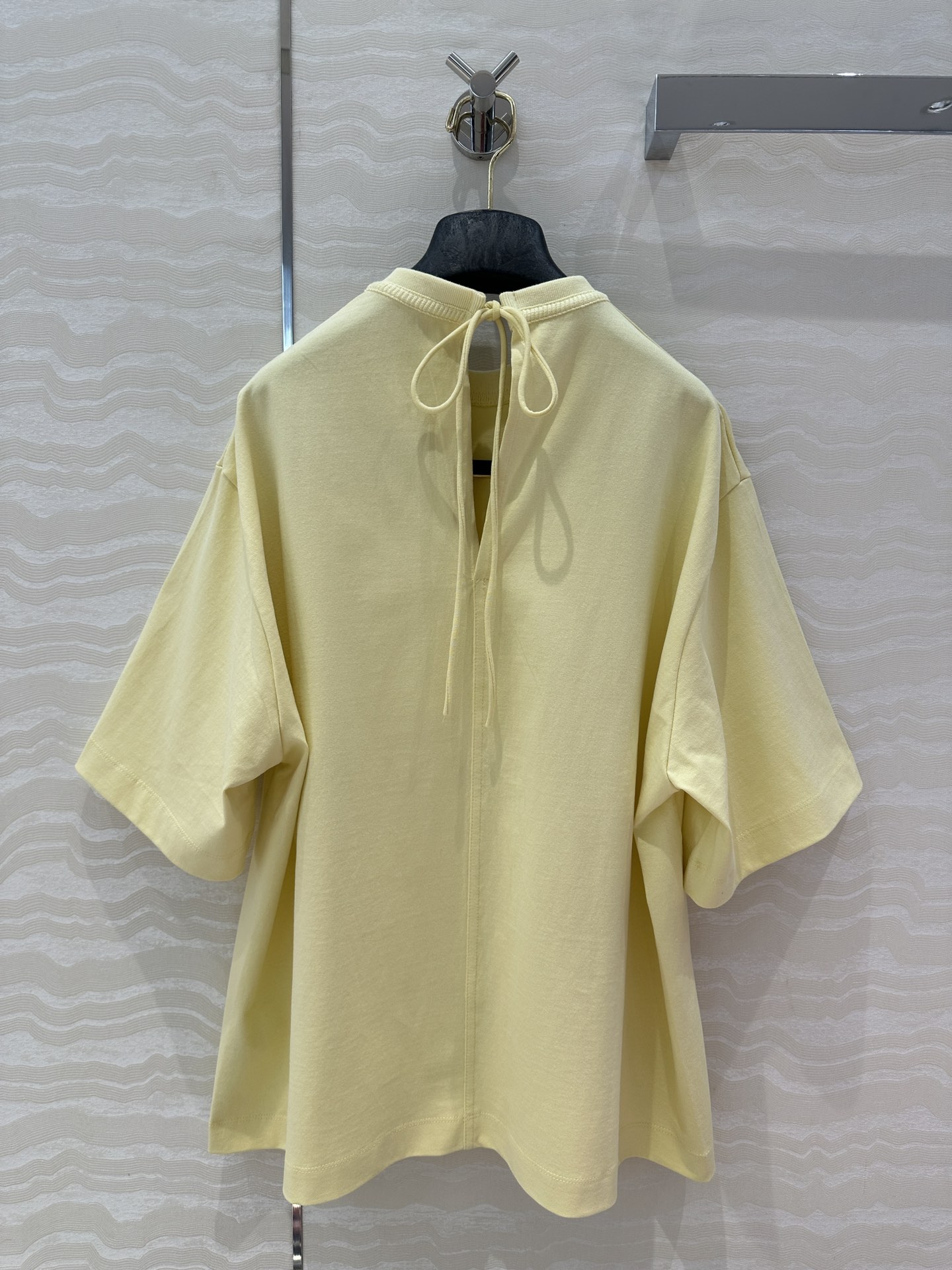 独家首发💛原单品质，GV长期主义！高智感穿搭！纸片人穿搭高级纯棉T。进口60支匹马棉！超级显瘦神器！落肩
