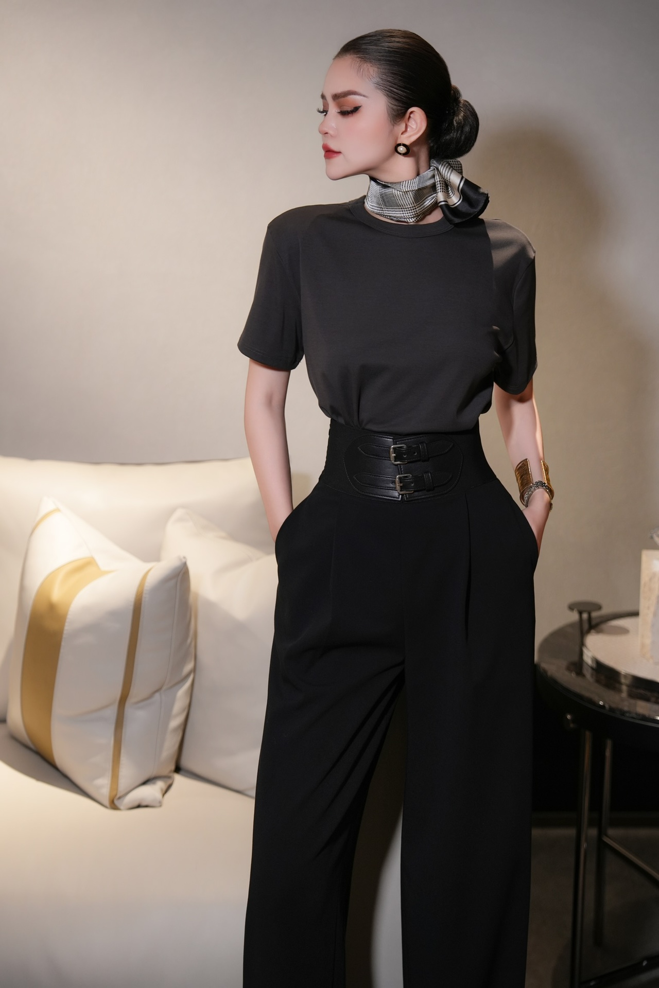 High-Quality Women’s Clothes: Comfortable and Cool Home-Set T-Shirts in Five Colors - 图片 3
