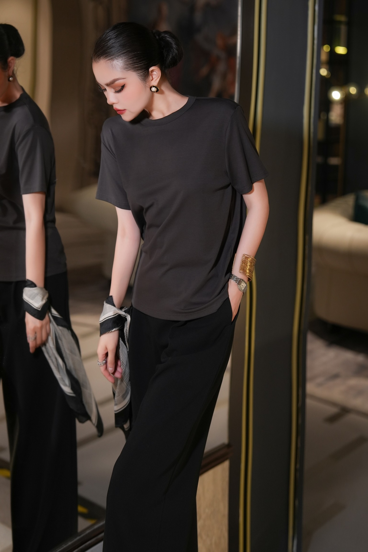 High-Quality Women’s Clothes: Comfortable and Cool Home-Set T-Shirts in Five Colors - 图片 2