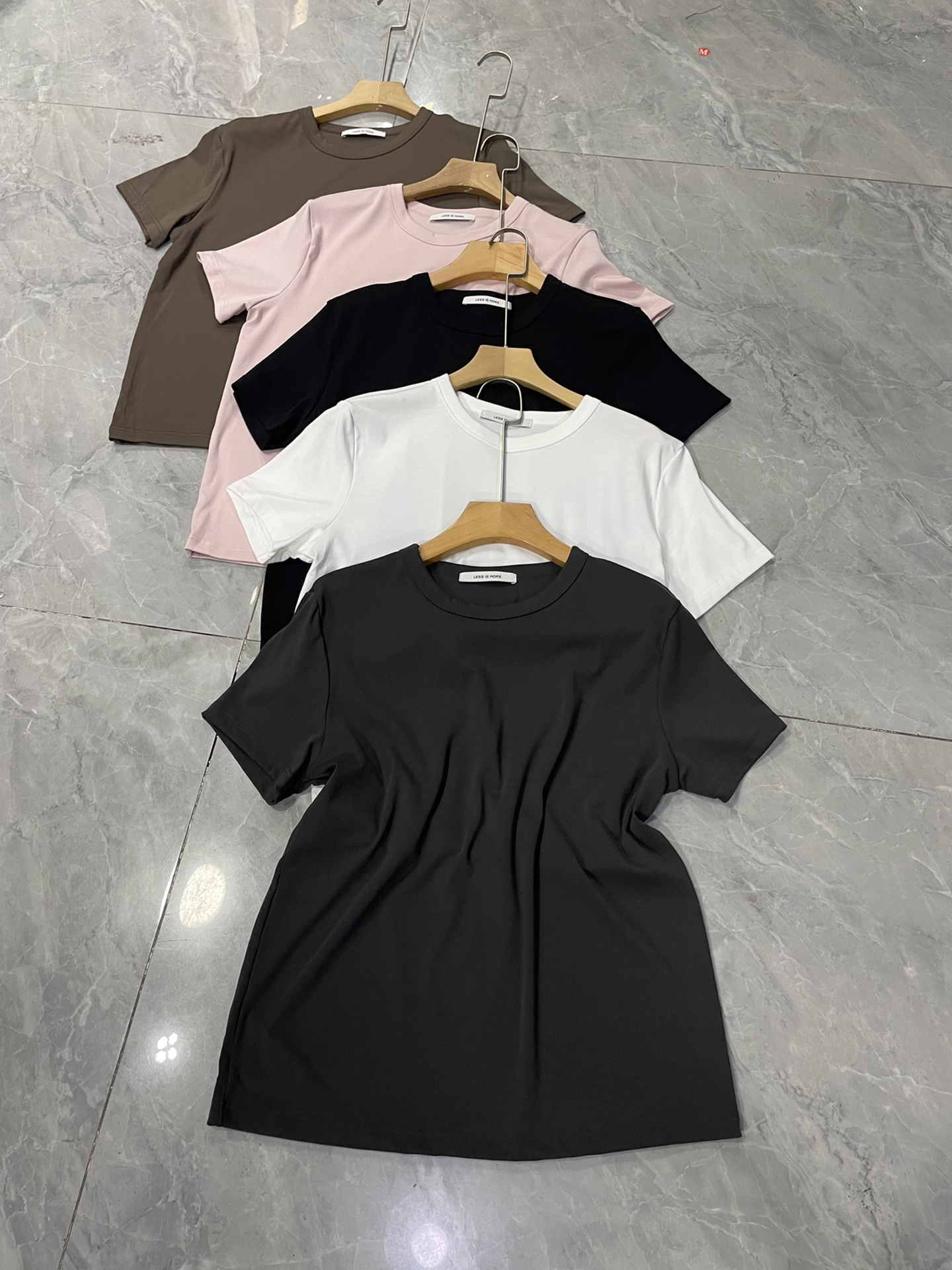 High-Quality Women’s Clothes: Comfortable and Cool Home-Set T-Shirts in Five Colors - 图片 9