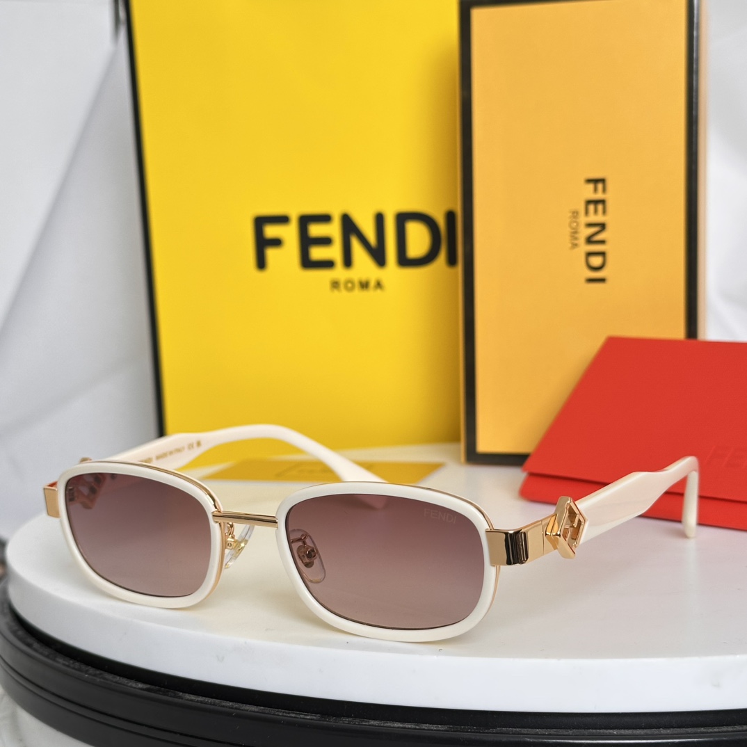  ‼️FENDI
MODEL：FD8131 
SIZE：53口22-145