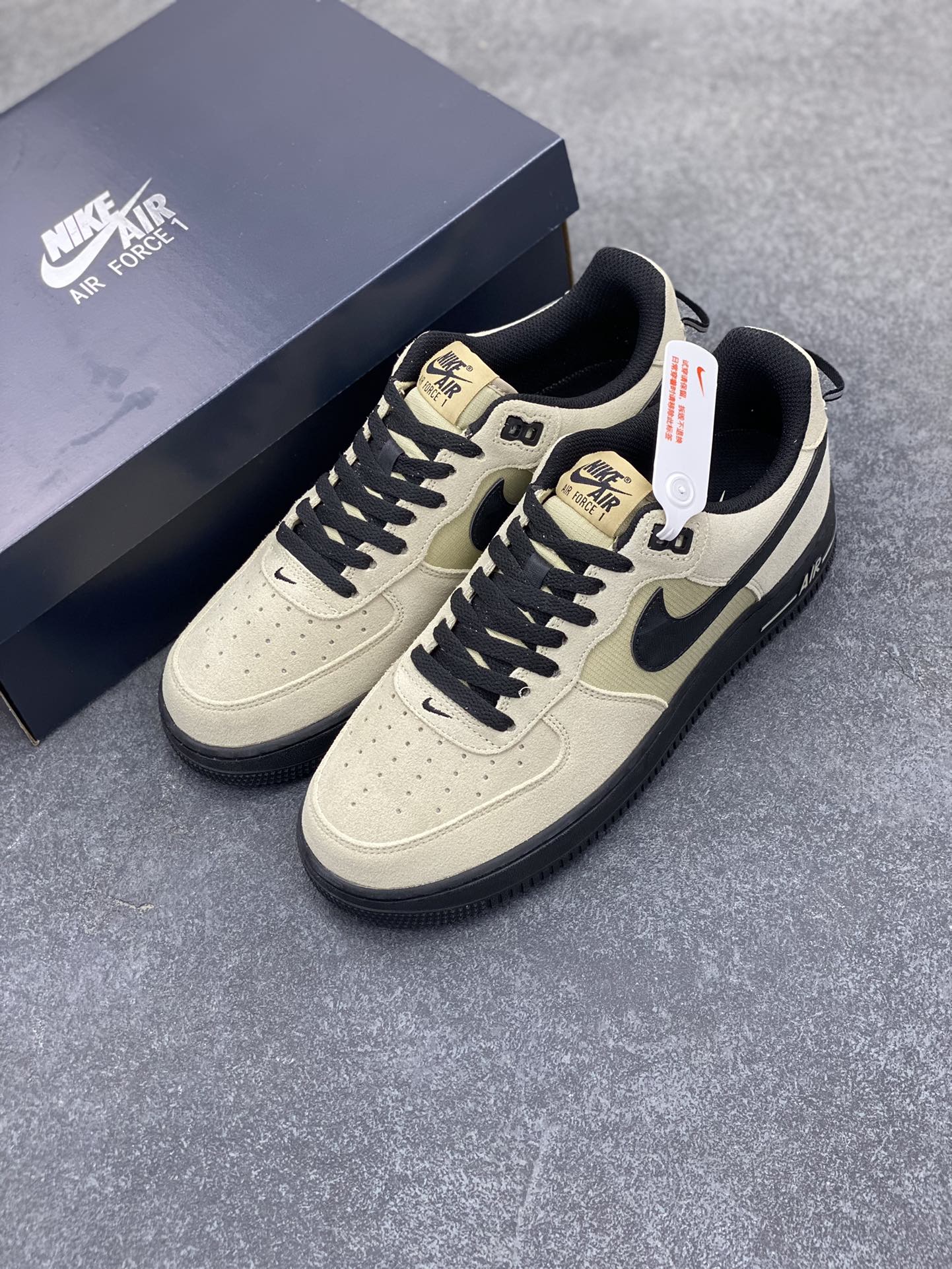 图片[8]-Air Force 1 Low 黑棕 原楦头原纸板 打造纯正空军版型 #专注外贸渠道 全掌内置蜂窝气垫 #原盒配件 原厂中底钢印、拉帮完美 货号：HV6526-200 尺码：36 36.5 37.5 38 38.5 39 40 40.5 41 42 42.5 43 44 44.5 45-选品中心