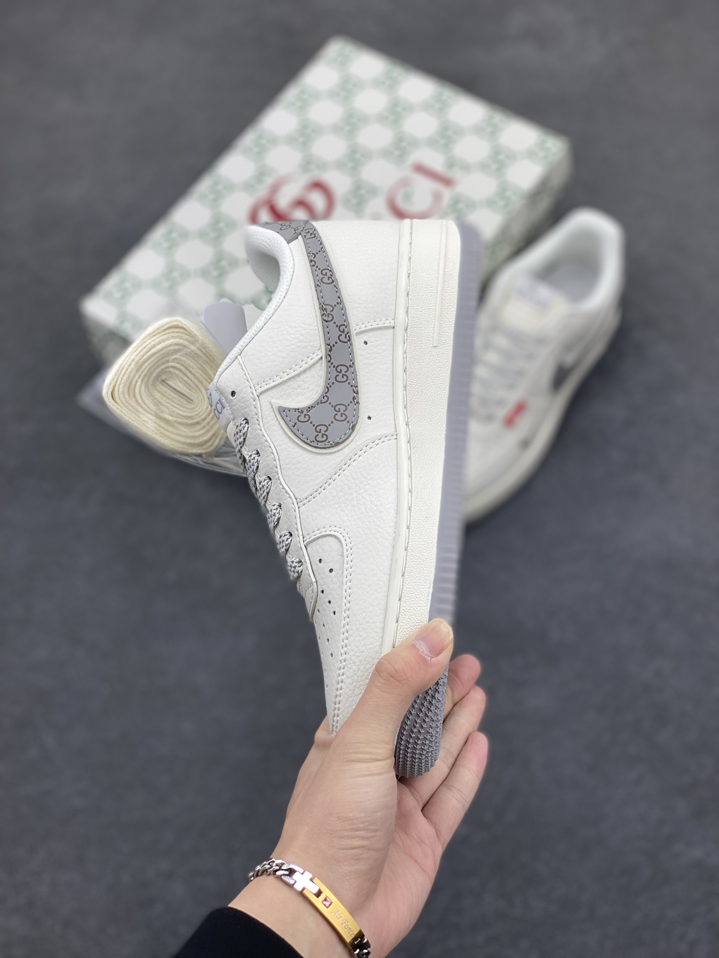 图片[3]-NIke Air Force 1 \’07 Low “古驰联名——经典灰花纹”空军一号 低帮 运动鞋 休闲鞋 折边针车 工艺难度大 原楦头原纸板 原装鞋盒 定制五金配件 内置全掌气垫 原厂鞋底 货号：CS5288-001 尺码：36 36.5 37.5 38 38.5 39 40 40.5 41 42 42.5 43 44 44.5 45-选品中心