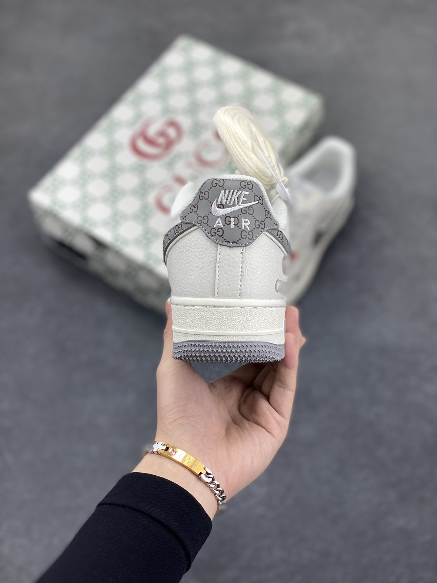 图片[4]-NIke Air Force 1 \’07 Low “古驰联名——经典灰花纹”空军一号 低帮 运动鞋 休闲鞋 折边针车 工艺难度大 原楦头原纸板 原装鞋盒 定制五金配件 内置全掌气垫 原厂鞋底 货号：CS5288-001 尺码：36 36.5 37.5 38 38.5 39 40 40.5 41 42 42.5 43 44 44.5 45-选品中心