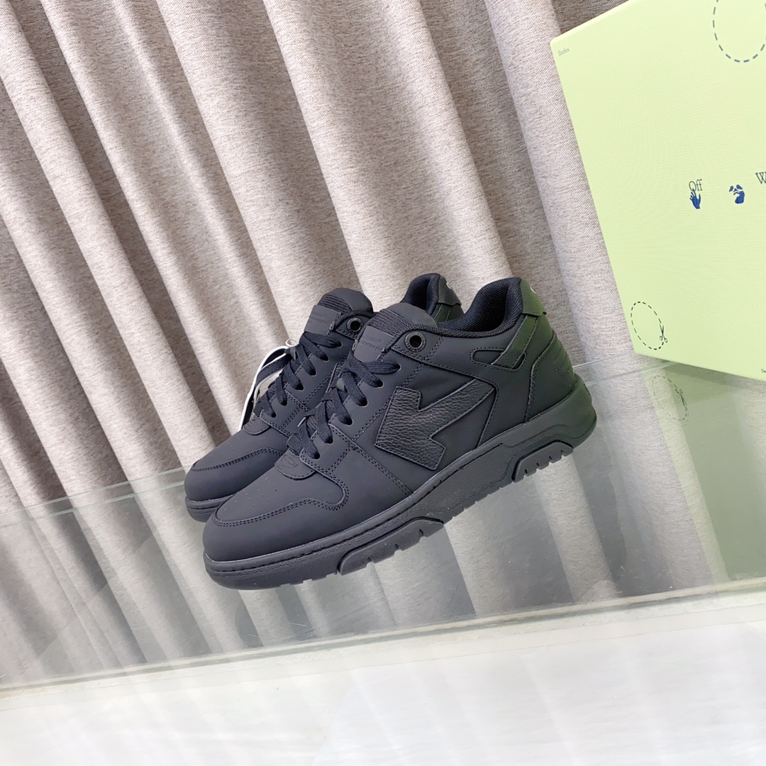 NO:245135,OFF WHITE Tang Yan's same couple model, the latest spring model is released in the market's highest quality version of the 