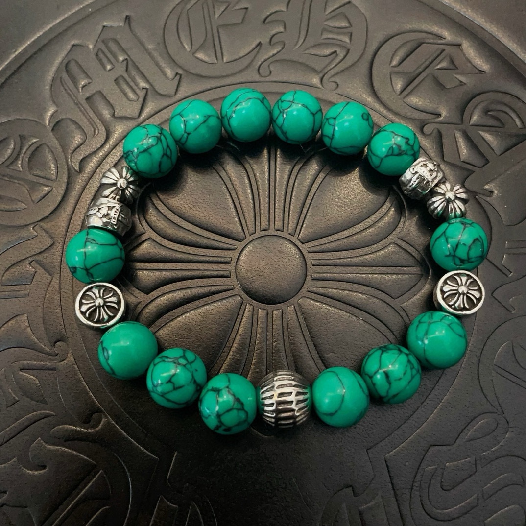 NO:112223,Batch New [Counter Quality] Chrome Hearts Croxin Classic retro multi-element turquoise bracelet, Kuaishou/ins/Little Red Book popular, different concave and convex and convex design styles present unique. Cross Scout flowers are Croxin's logo, so they last longer. Genuine version Chrome Hearts Croxin Difference to the market ordinary light version, match the quality of the version, look at the details of the letter printing, retro old gray oxygen level. Seiko version!  , jewelry boutique, chrome hearts, chrome hearts, bracelet19860909批 新款【专柜品质】Chrome Hearts克罗心 经典复古多元素绿松石手串手链 ,快手/ins/小红书热门,凹凸造型不同的花纹设计风格呈现出与众不同 十字架童军花是克罗心的标志 所以更经久不衰 正品打版Chrome Hearts克罗心 区别市场普通轻版 对版对标品质 看字印细节 复古做旧灰氧程度.精工版本！,饰品精品,chrome hearts,chrome hearts,bracelet,Jewelry