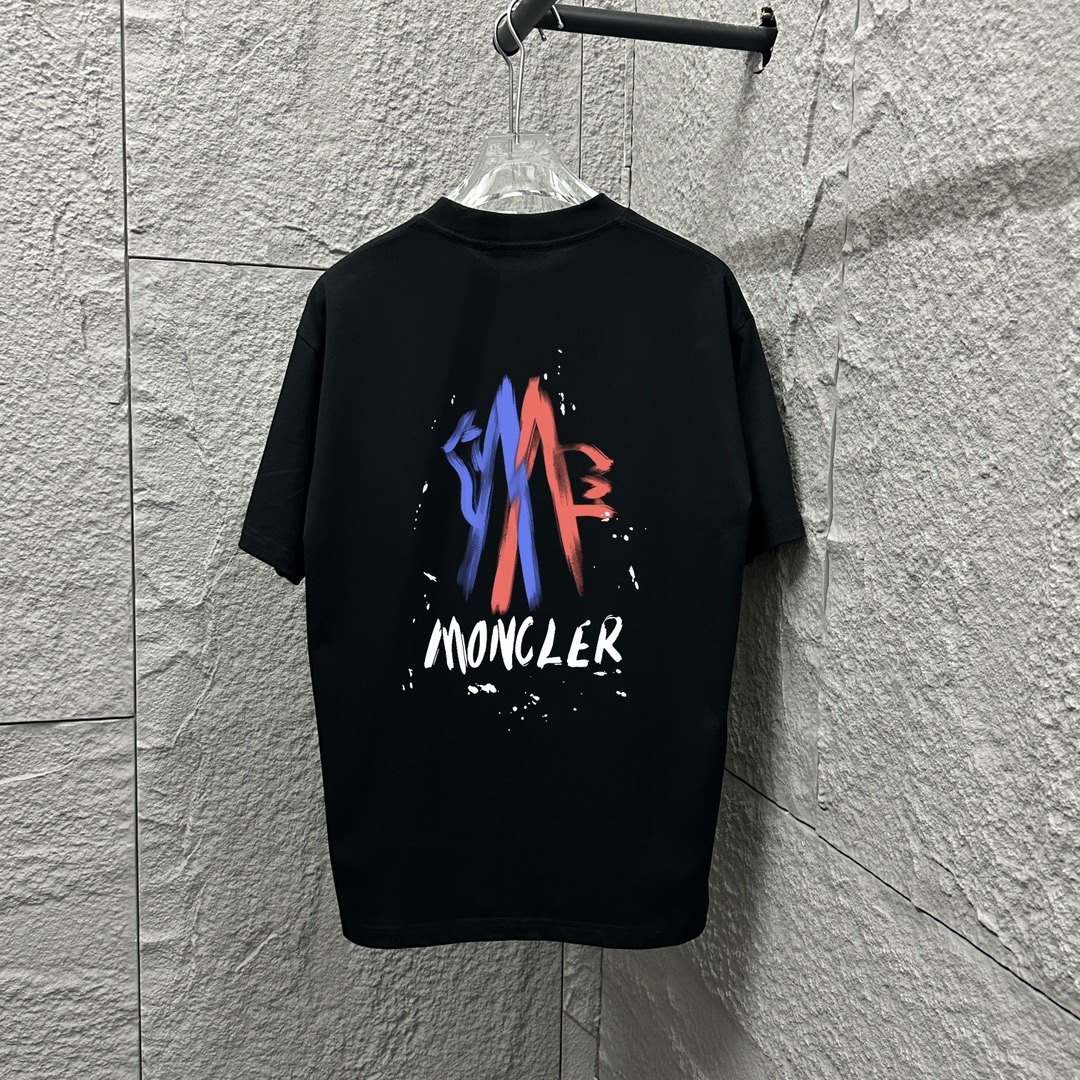 Moncle* Montclair* Nuevo 2025 primavera/verano, estampado clásico de graffiti de letras y tótem en rojo y azul, tela de…