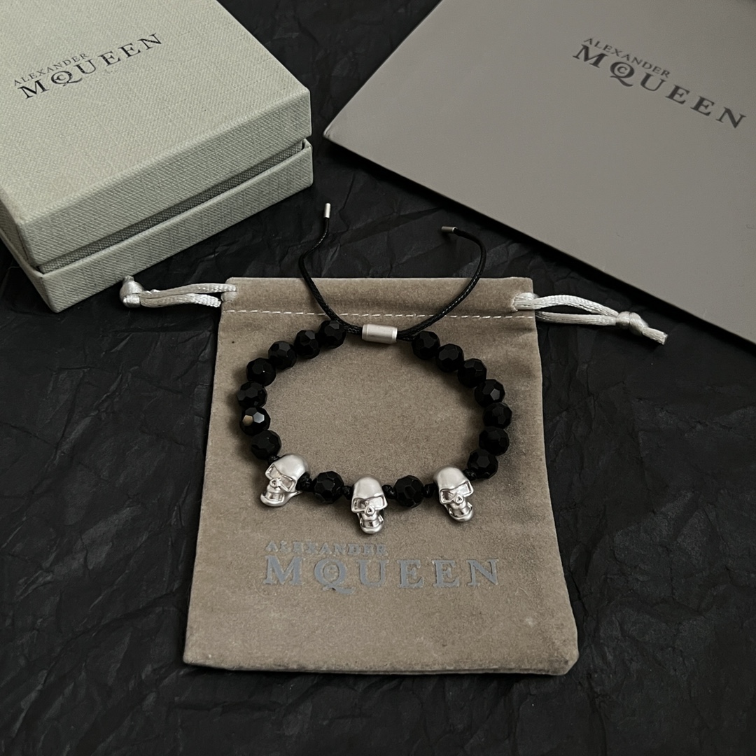 【】新款Alexander McQueen 麦昆 手链  原版定制  骨子里那种叛逆浮夸朋克可内心又向往