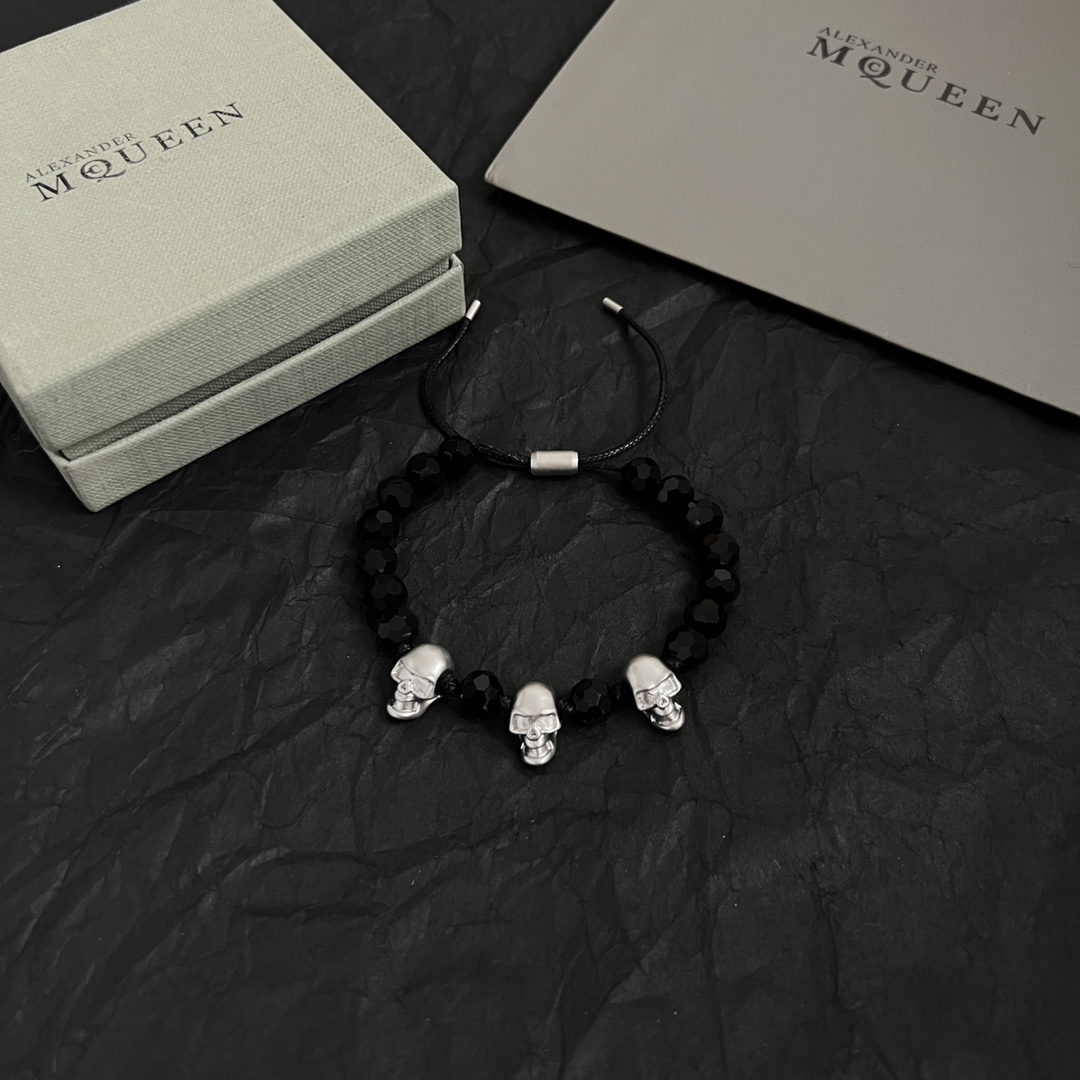 【】新款Alexander McQueen 麦昆 手链  原版定制  骨子里那种叛逆浮夸朋克可内心又向往