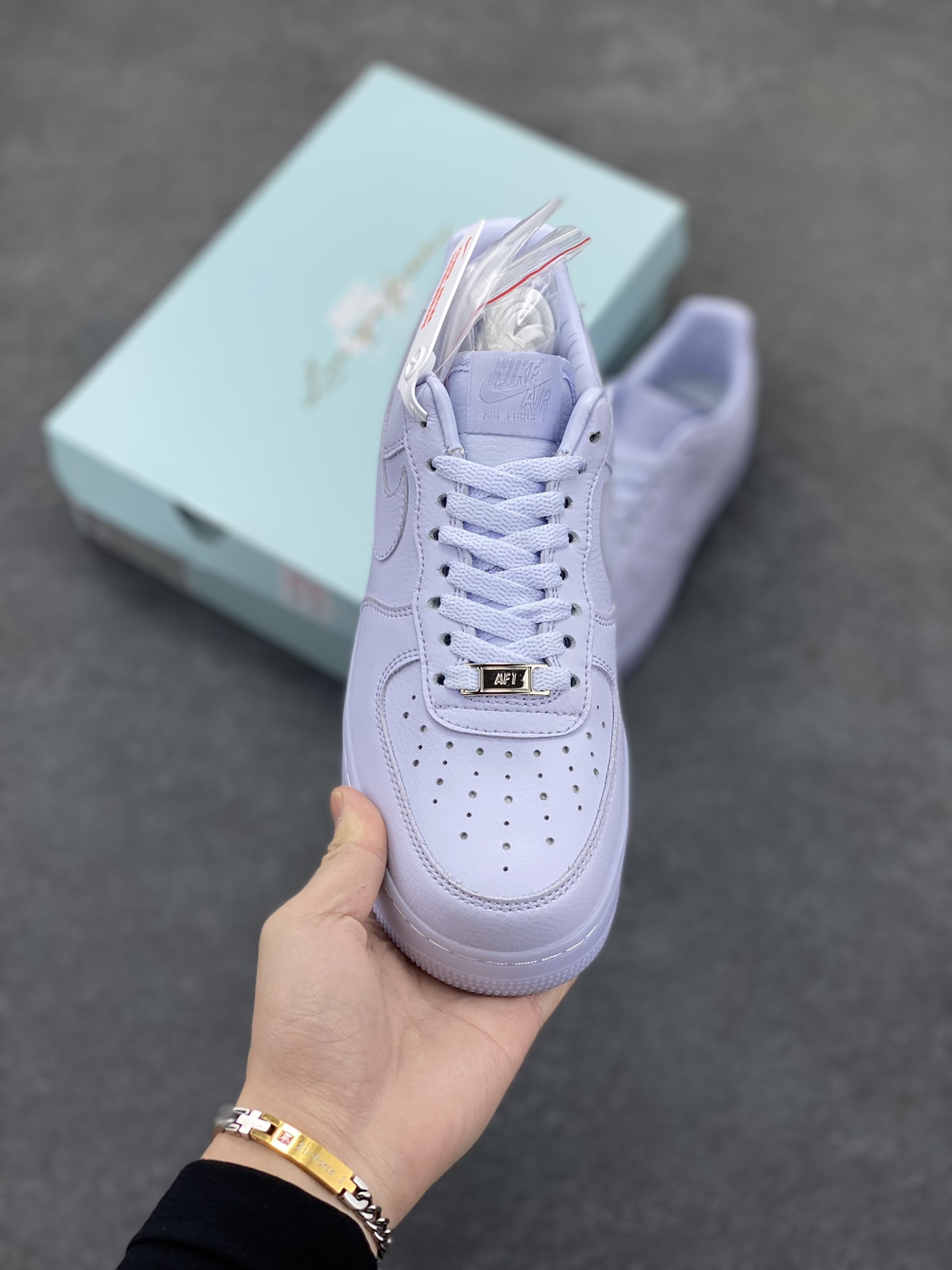 图片[2]-Nike Air Force 1 07 low空军一号 荔枝纹水晶 板鞋 原楦头原纸板 打造纯正空军版型#专注外贸渠道 全掌内置蜂窝气垫 #原盒配件 原厂中底钢印、拉帮完美 货号：CZ8065-500 尺码：36 36.5 37.5 38 38.5 39 40 40.5 41 42 42.5 43 44 44.5 45-选品中心