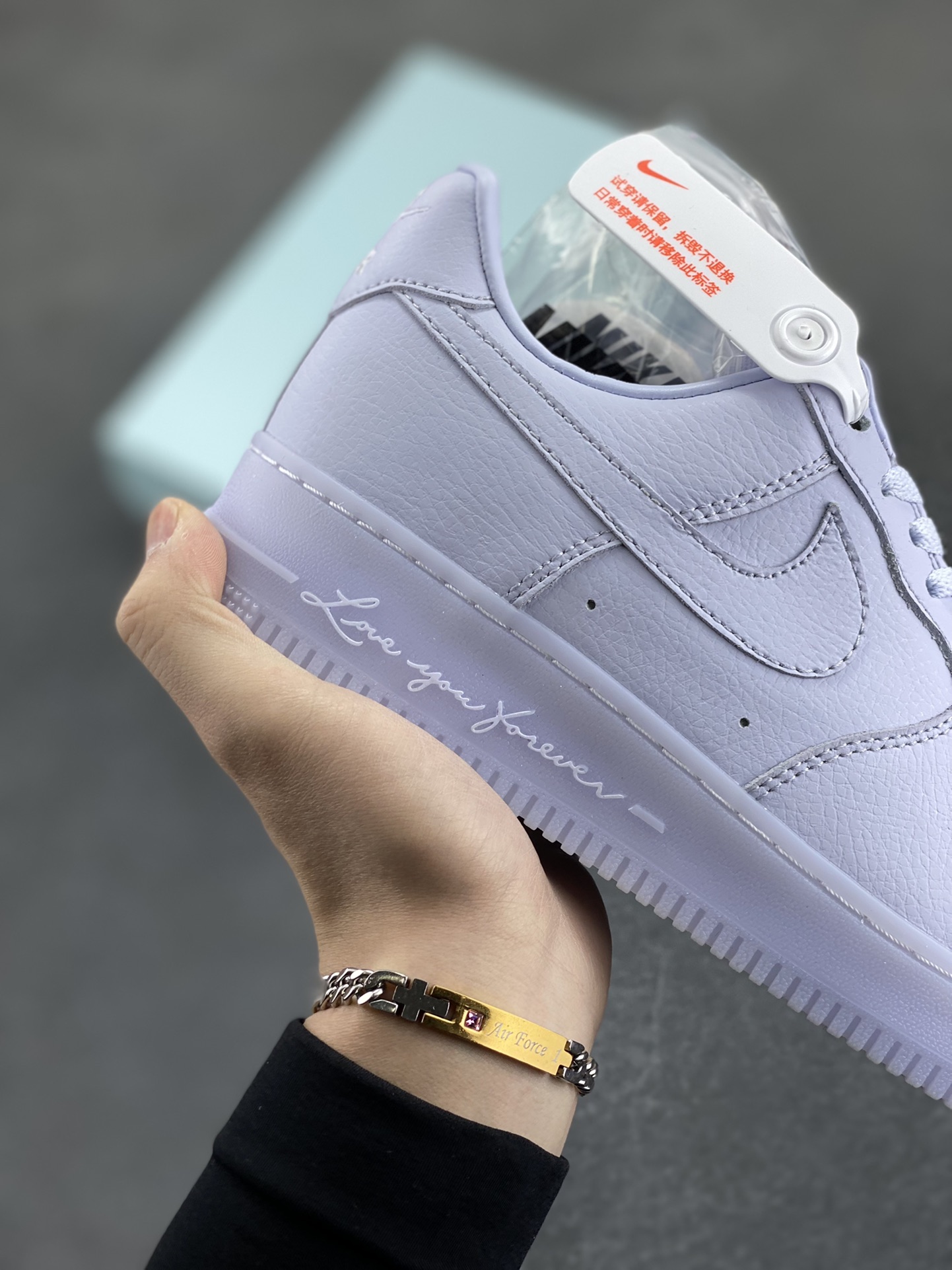 图片[6]-Nike Air Force 1 07 low空军一号 荔枝纹水晶 板鞋 原楦头原纸板 打造纯正空军版型#专注外贸渠道 全掌内置蜂窝气垫 #原盒配件 原厂中底钢印、拉帮完美 货号：CZ8065-500 尺码：36 36.5 37.5 38 38.5 39 40 40.5 41 42 42.5 43 44 44.5 45-选品中心