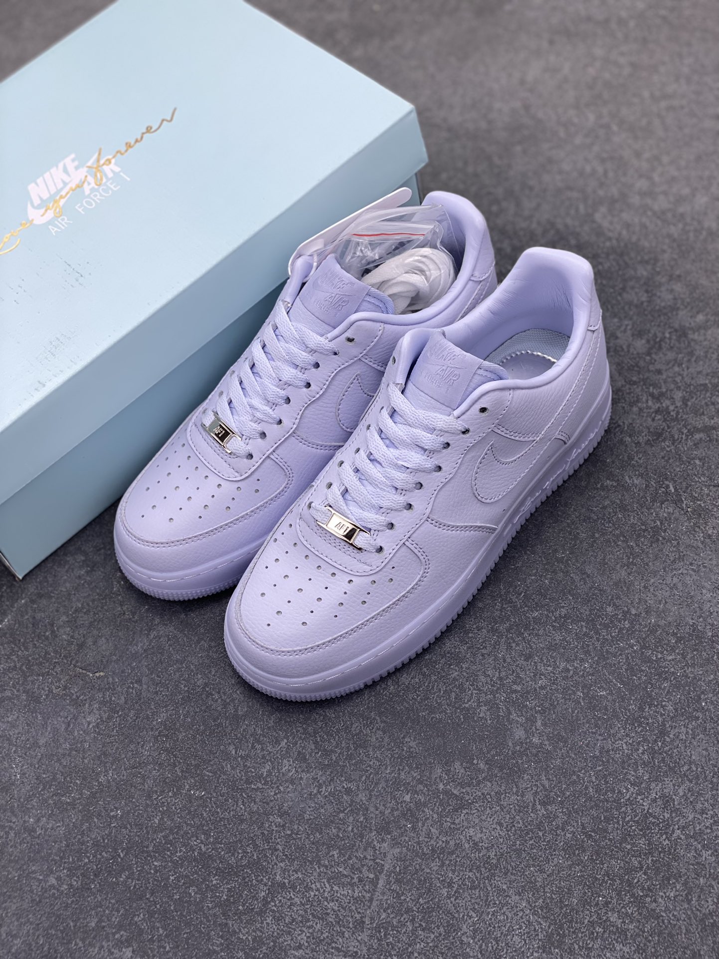 图片[8]-Nike Air Force 1 07 low空军一号 荔枝纹水晶 板鞋 原楦头原纸板 打造纯正空军版型#专注外贸渠道 全掌内置蜂窝气垫 #原盒配件 原厂中底钢印、拉帮完美 货号：CZ8065-500 尺码：36 36.5 37.5 38 38.5 39 40 40.5 41 42 42.5 43 44 44.5 45-选品中心