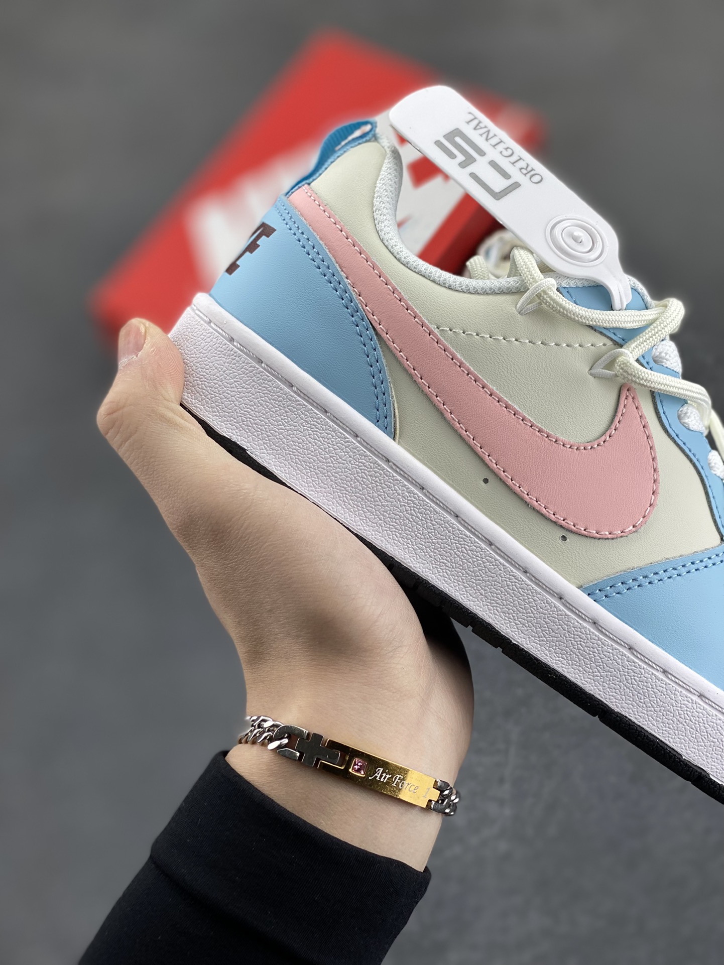 图片[6]-Nike Court Borough Low 低帮百搭透气休闲运动板鞋男女鞋 经典耐用的设计，兼顾舒适脚感和出众风范，演绎匠心之作。结构性的支撑贴合感结合复古篮球设计，塑就场外全明星风范。 货号：FV8120-141 尺码：36 36.5 37.5 38 38.5 39 40-选品中心