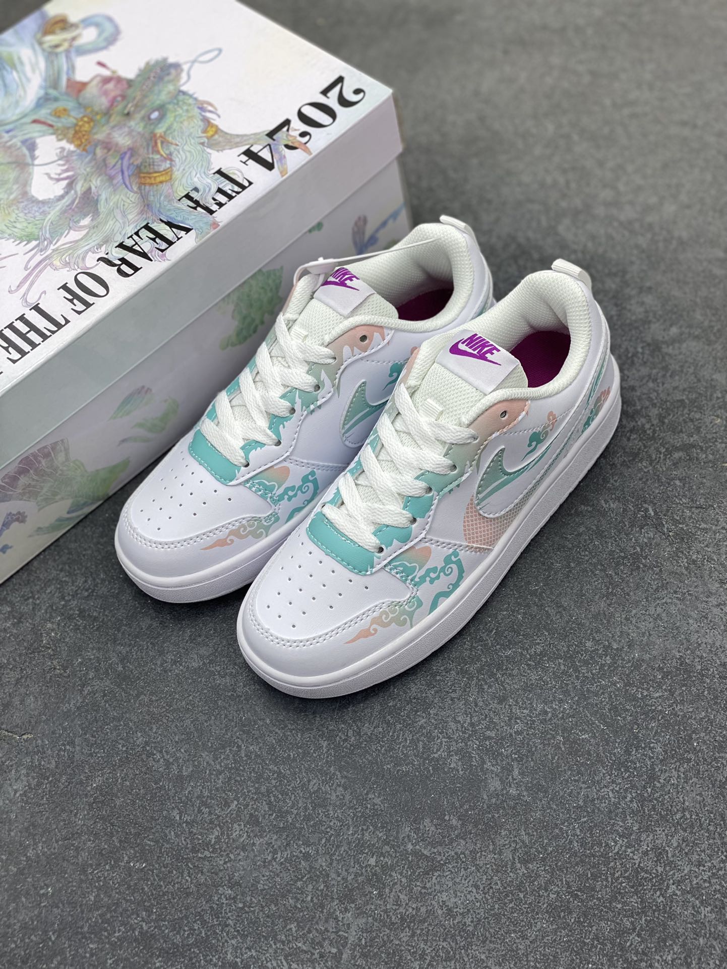 图片[8]-Nike Court Borough Low 低帮百搭透气休闲运动板鞋男女鞋 经典耐用的设计，兼顾舒适脚感和出众风范，演绎匠心之作。结构性的支撑贴合感结合复古篮球设计，塑就场外全明星风范。 货号：DQ5979-100 尺码：36 36.5 37.5 38 38.5 39 40 40.5 41 42 42.5 43 44-选品中心