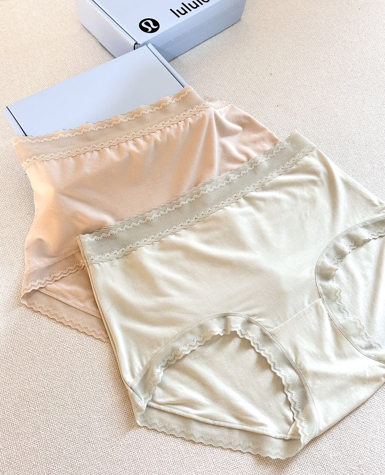 品名：Lululemon100支兰精莫代尔颜色：碳灰抹茶绿绿色调裸粉色面料：85%莫代尔15%氨纶（10