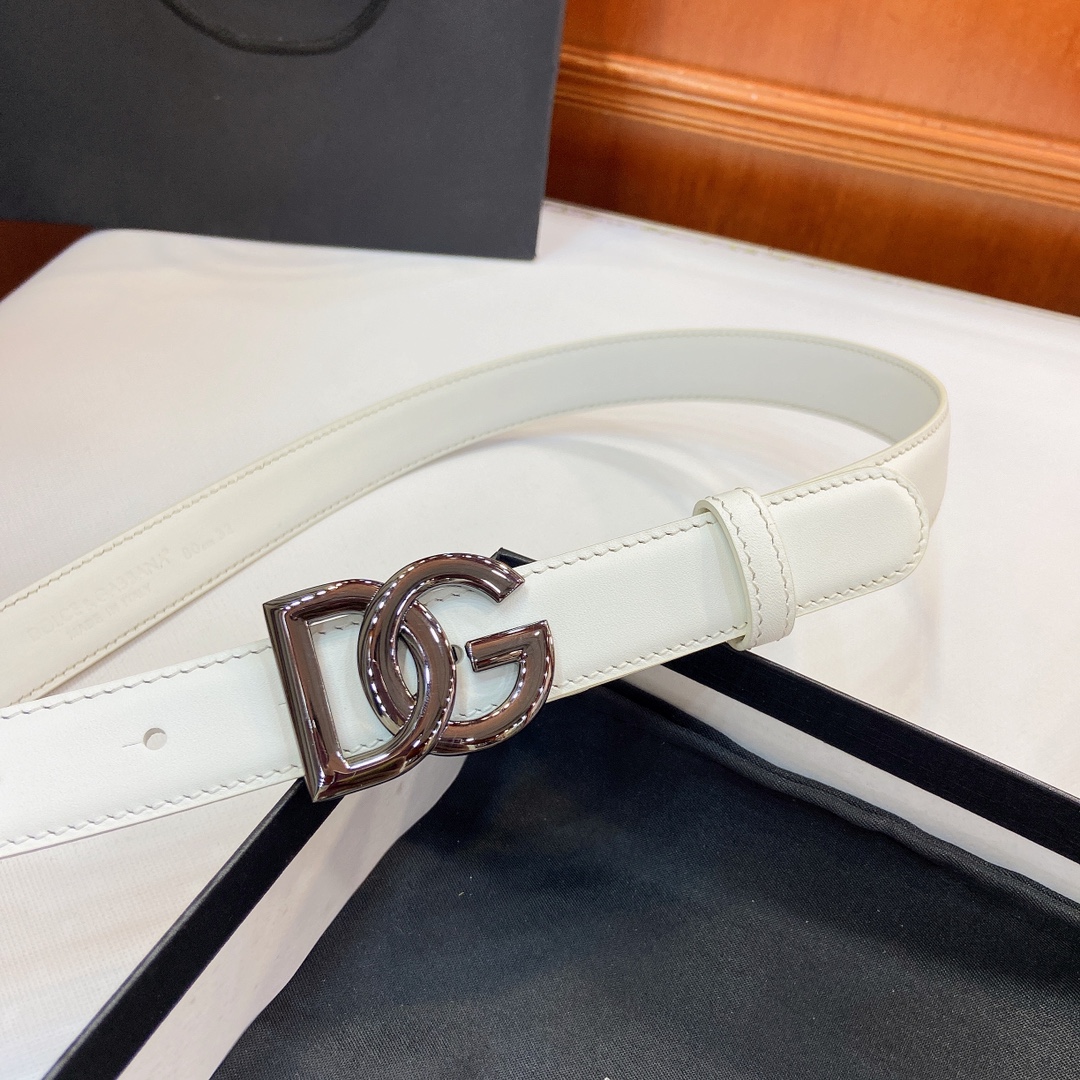 D&G Dugars Banner Light-Skin Belts with DG Cross-Letter Badge Button Purchased (19 words) - 图片 3