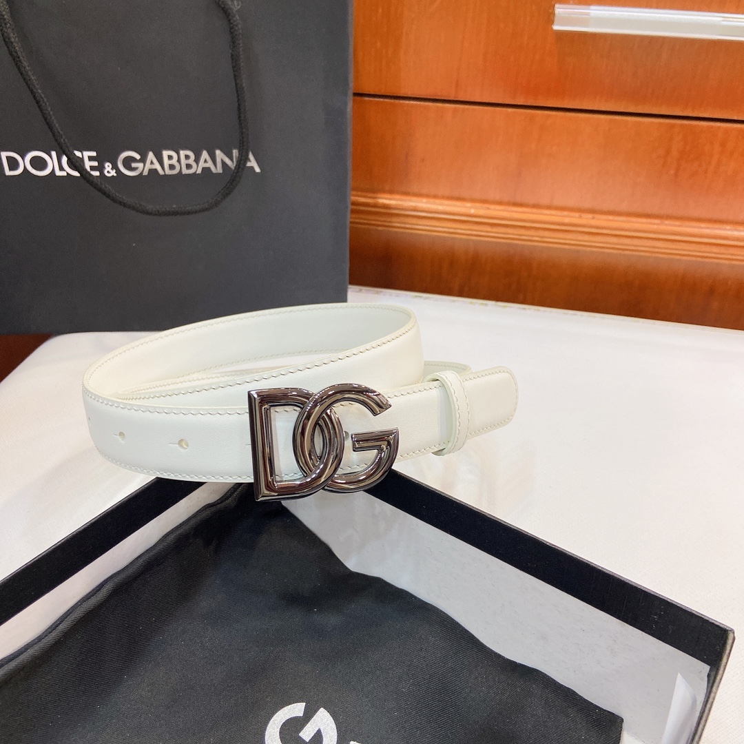 D&G Dugars Banner Light-Skin Belts with DG Cross-Letter Badge Button Purchased (19 words) - 图片 5