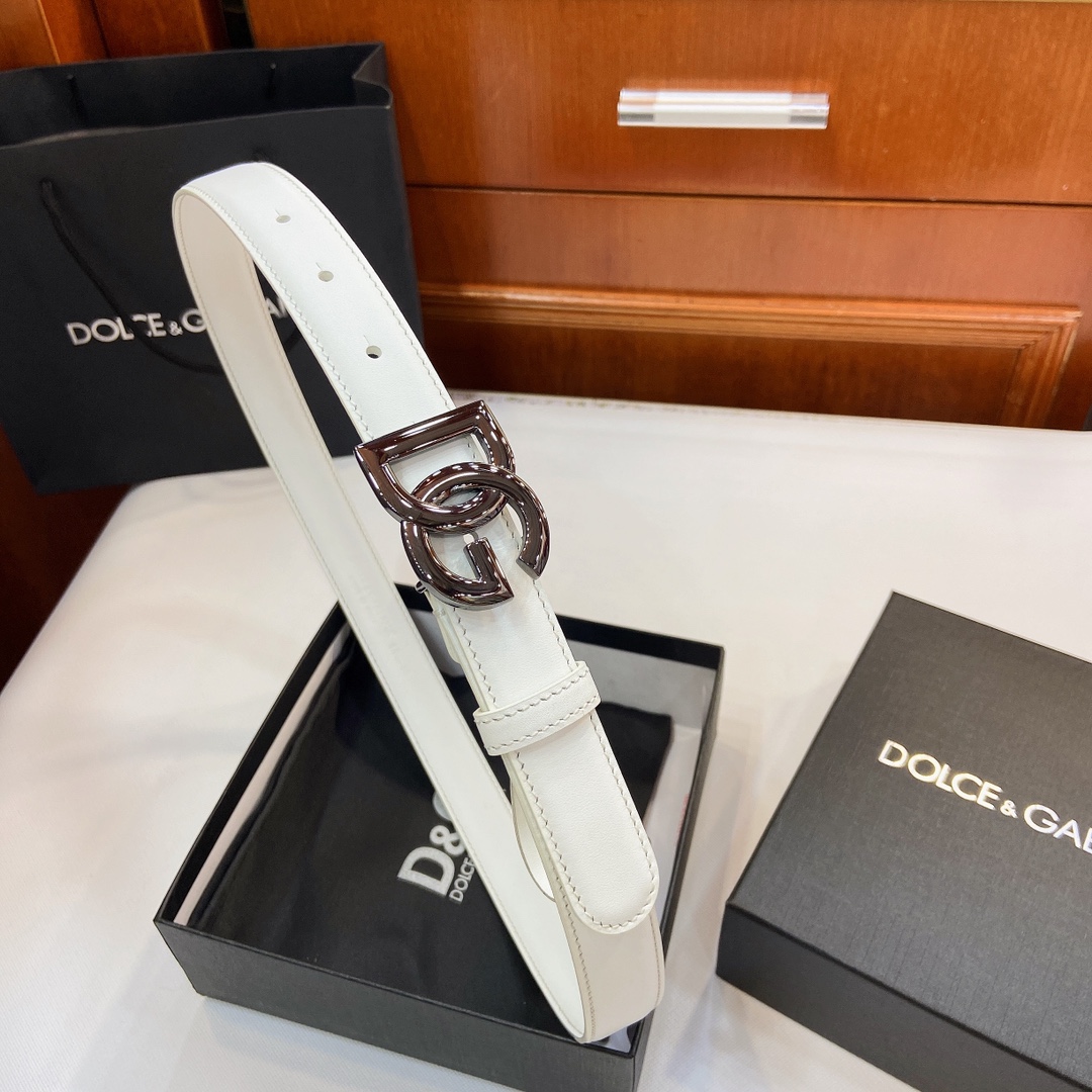 D&G Dugars Banner Light-Skin Belts with DG Cross-Letter Badge Button Purchased (19 words) - 图片 2