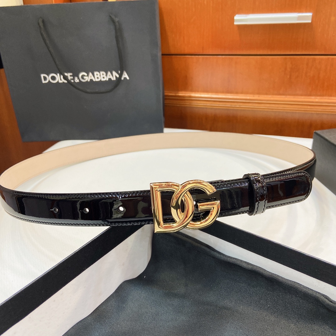 Authentic D&G Dugars Banner Belt with DG Cross-Letter Badge Button, 2.5cm Width. - 图片 1