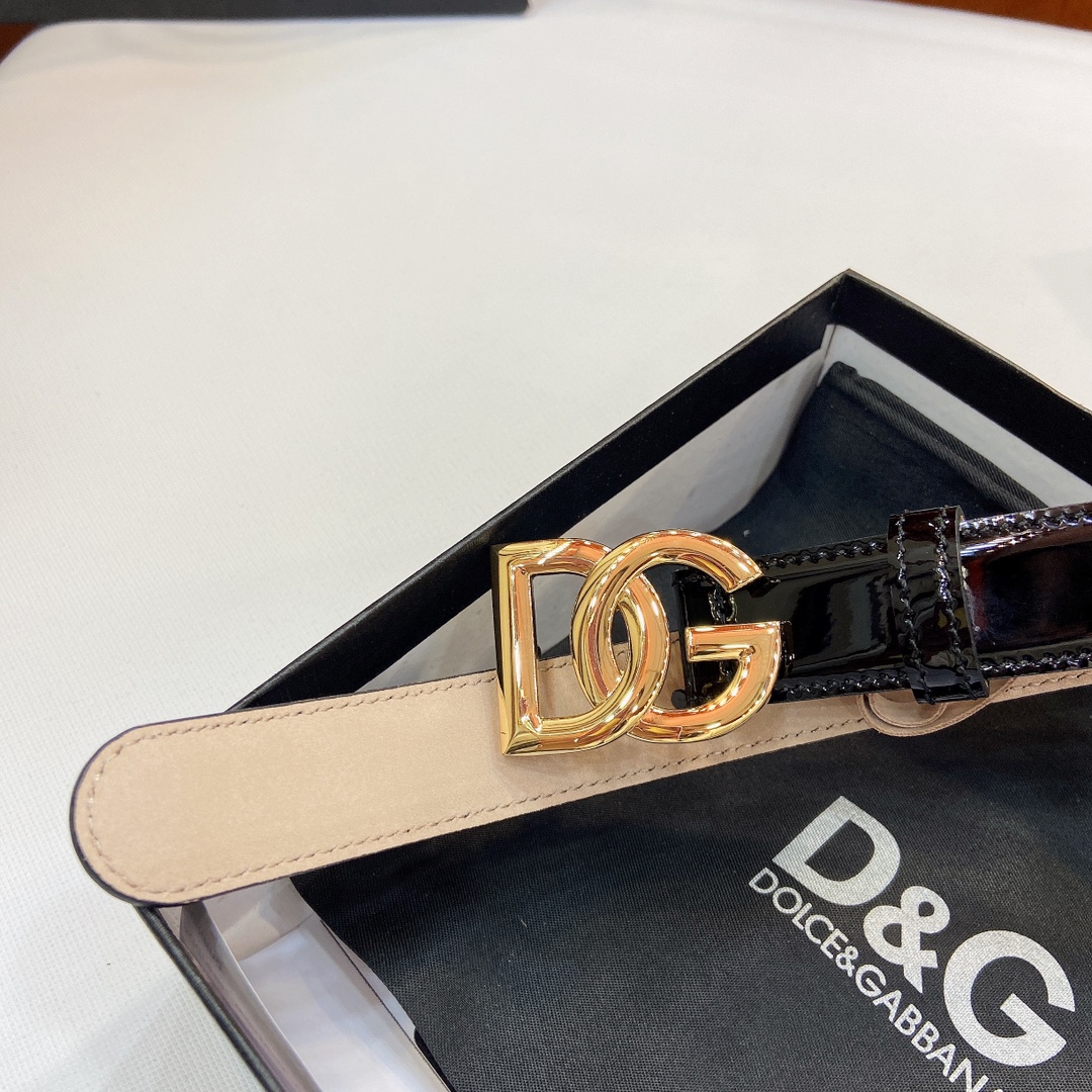 Authentic D&G Dugars Banner Belt with DG Cross-Letter Badge Button, 2.5cm Width. - 图片 3