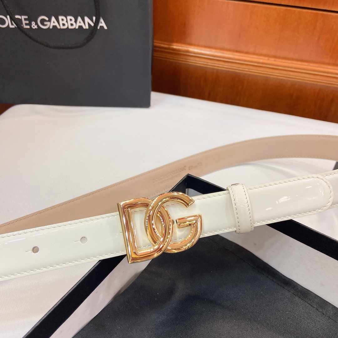 D&G Dugars Banner Light-Skin Belts with DG Cross-Letter Badge Button, 2.5cm Width. - 图片 6