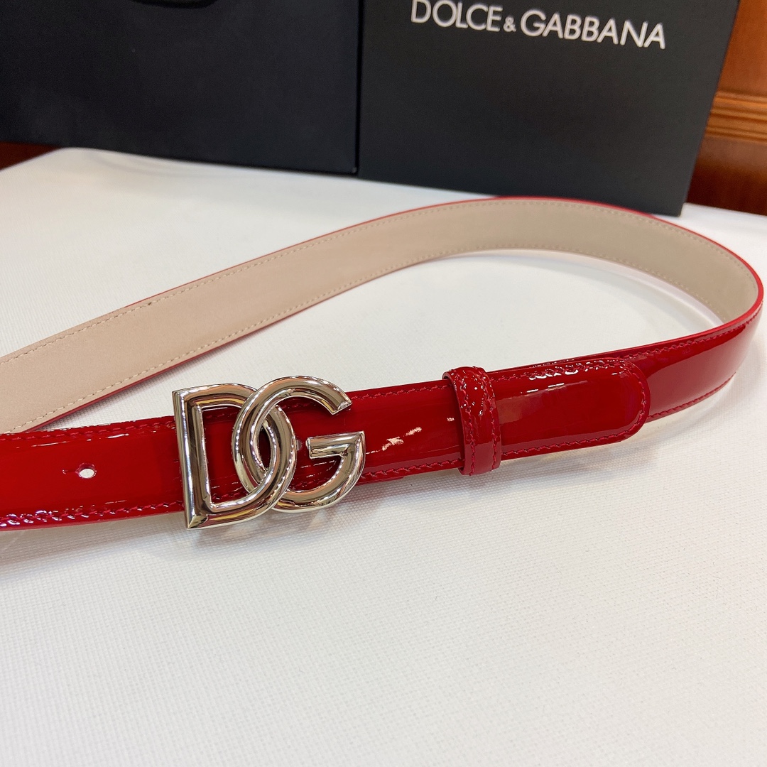 “Authentic D&G Dugars Banner Belts with DG Cross-Letter Badge Button, 2.5cm Width” - 图片 2