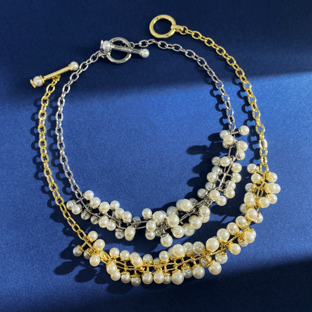 Dior 迪奥DIOR欧美风 OT型链扣饰CD标志白色珍珠缠绕链条项链 黄铜材料 2个色:金色 银色
