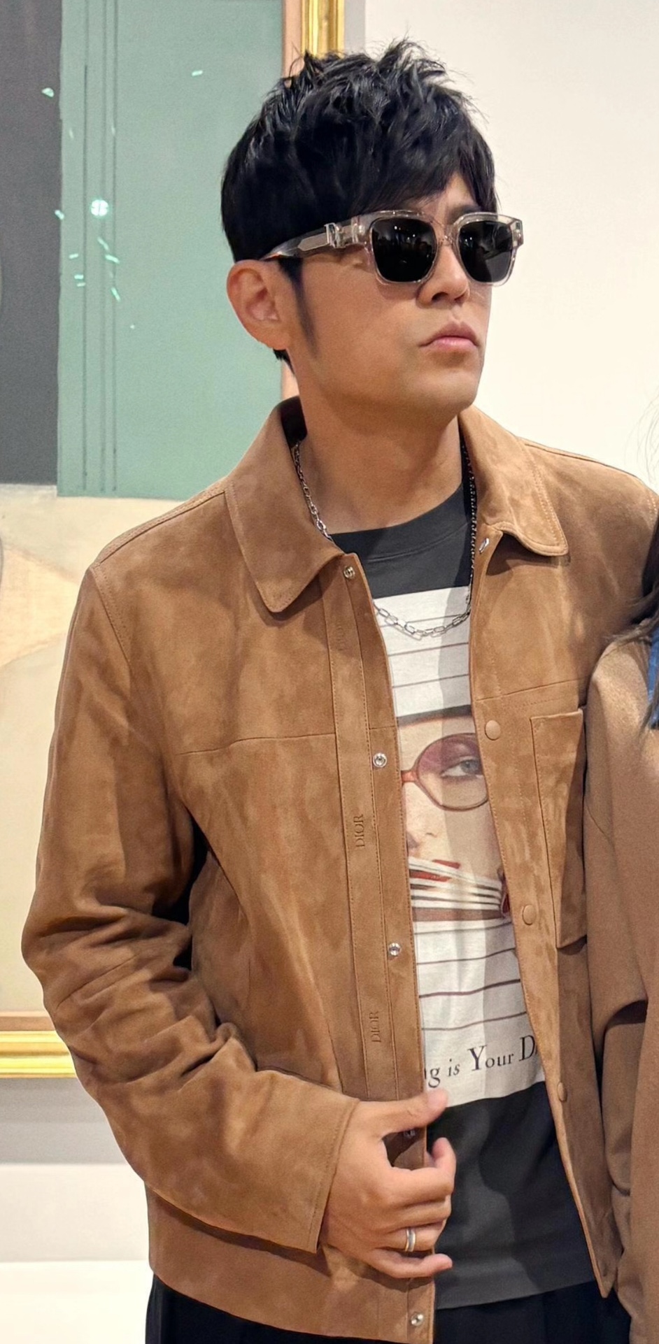 NO:632238,Dior Oblique Jay Chou's same style men's sunglasses ZP-level quality, details and texture are not ordinary versions on the market. The classic Dior logo is very eye-catching. Comes with a set of picture packaging, dior, Cartier high-end accessories19860909Dior Oblique 周杰伦同款男士太阳眼镜 zp级品质,细节质感非市面普通版 经典Dior标非常耐看 配图片包装一套,,dior,卡迪亚高端饰品,Jewelry