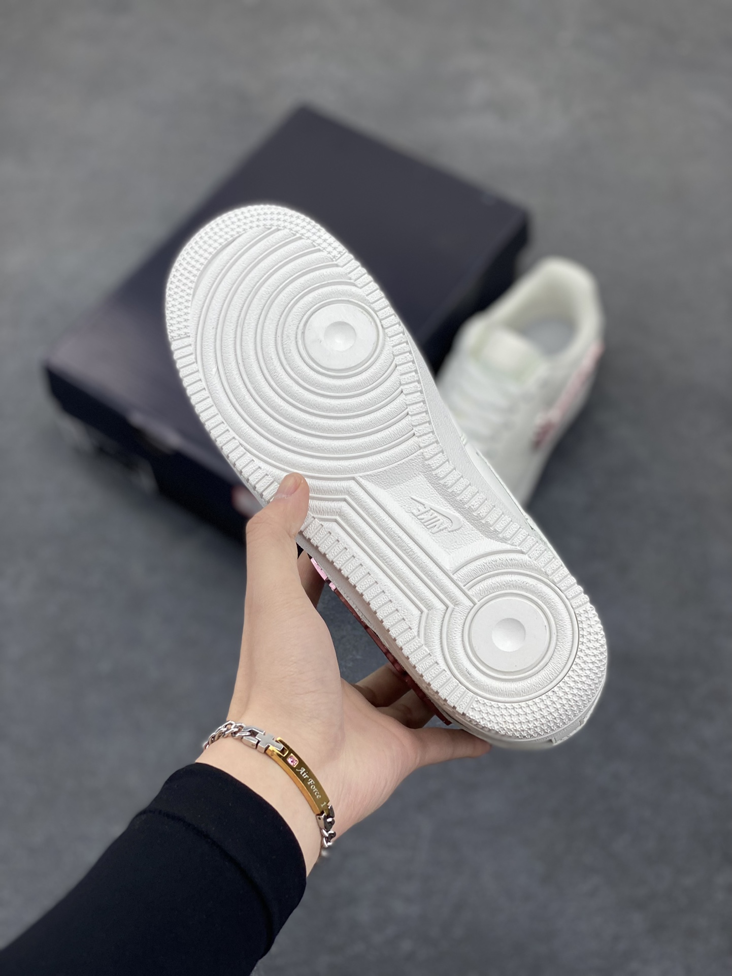 图片[5]-Nike Air Force 1 Low 毒液 空军一号低帮运动休闲板鞋 原楦头原纸板 打造纯正空军版型 专注外贸渠道 全掌内置蜂窝气垫 原盒配件 原厂中底钢印、拉帮完美 货号：IF1686-161 尺码：36 36.5 37.5 38 38.5 39 40 40.5 41 42 42.5 43 44 44.5 45-选品中心