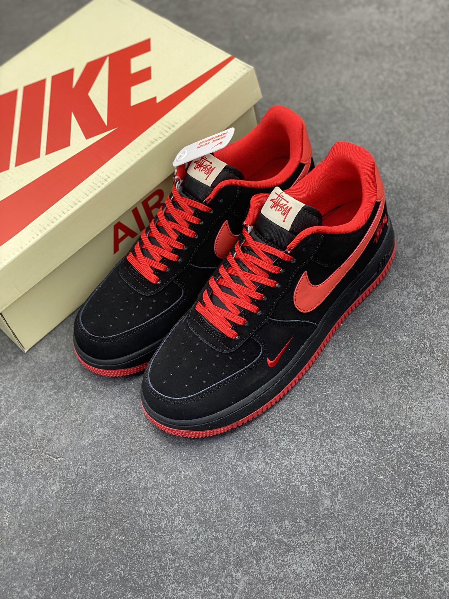 图片[8]-NIke Air Force 1 \’07 Low “斯图西联名——激情橙”空军一号 低帮 运动鞋 休闲鞋 折边针车 工艺难度大 原楦头原纸板 原装鞋盒 定制五金配件 内置全掌气垫 原厂鞋底 货号：DF0188-044 尺码：36 36.5 37.5 38 38.5 39 40 40.5 41 42 42.5 43 44 44.5 45-选品中心
