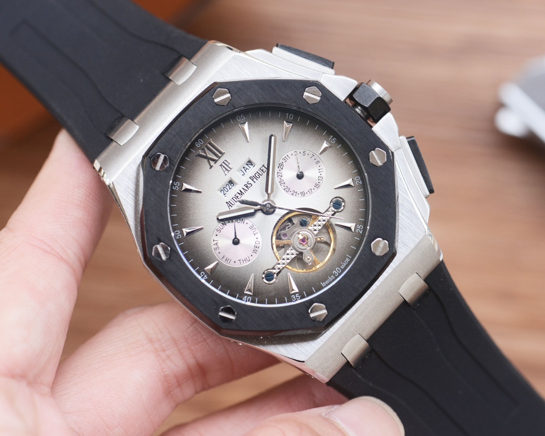 NO:151069,Gold Exclusive First Launch Best Design Audemars Piguet AP [Latest] Multifunctional Watch [Genre] Boutique Men's Watch [Watch Strap] Rubber Strap [Movement] Fully Automatic Mechanical Movement [Mirror] Mineral Strengthened Glass (Higher Definition) Elegant Taste, Extreme and Atmosphere, Ingenious, Wrist Treasure, Size and Diameter 41m/12m Hot Sale!  Welcome to reprint!  ,,audemars19860909金 独家首发 最佳设计 爱彼 AP【最新】多功能腕表【类型】精品男士腕表【表带】橡胶表带【机芯】全自动机械机芯【镜面】矿物质强化玻璃（更高清） 品味高雅 浩瀚大气 匠心独运 腕间瑰宝 尺寸直径41m/12m 热卖上市！欢迎转载！,,audemars,Watch