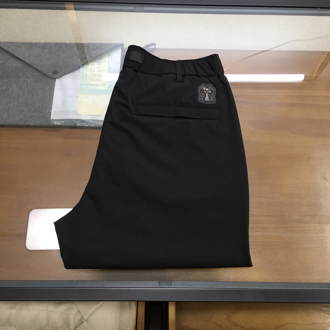 NO:494615,New product is on the market 'BC...' New style of men's casual pants in summer counter, high-end custom fabric breathable fabric, extremely breathable, elastic and comfortable, impeccable details, top-level auxiliary materials, original logo design concept, delicate and soft feel!  The upper body style is excellent!  Size M-3xl order to report height and weight, alexander wang19860909新品上市 《BC...》 夏季专柜新款男士休闲裤,高级定制面料透气面料 透气弹力舒适度极高,细节无可挑剔,顶级辅料配备,原版logo设计理念,手感细腻柔软！上身版型超赞！尺码M-3xl下单报身高体重,,alexander wang,Men's clothing