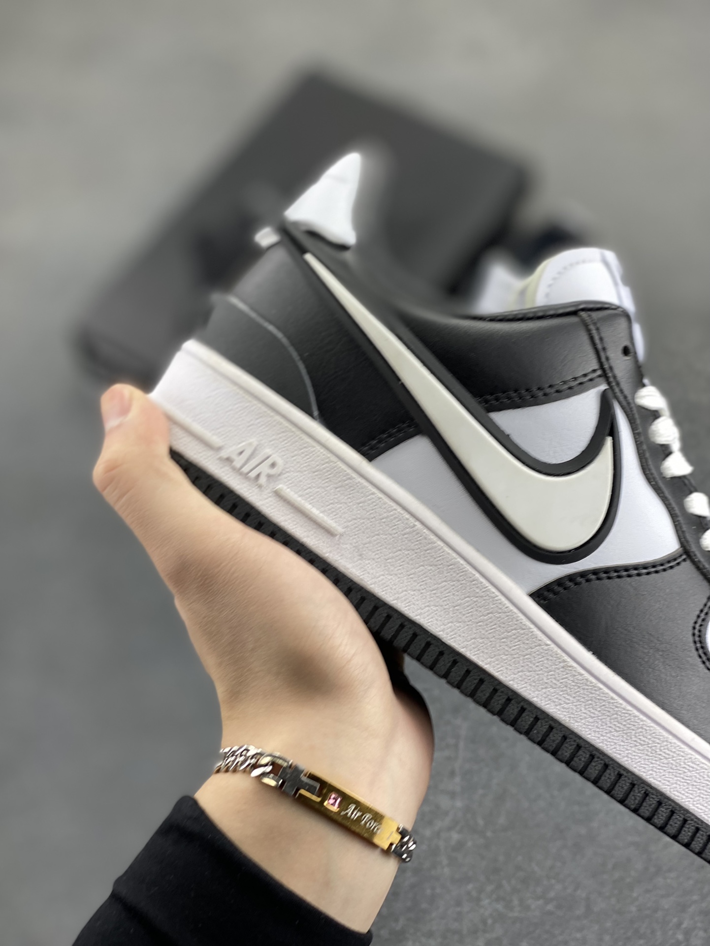 图片[6]-Nike Air Force 1 Low AMBUSH联名 原楦头原纸板 打造纯正空军版型 专注外贸渠道 全掌内置蜂窝气垫 原盒配件 原厂中底钢印、拉帮完美 货号：DV3464-010 尺码：36 36.5 37.5 38 38.5 39 40 40.5 41 42 42.5 43 44 44.5 45-选品中心