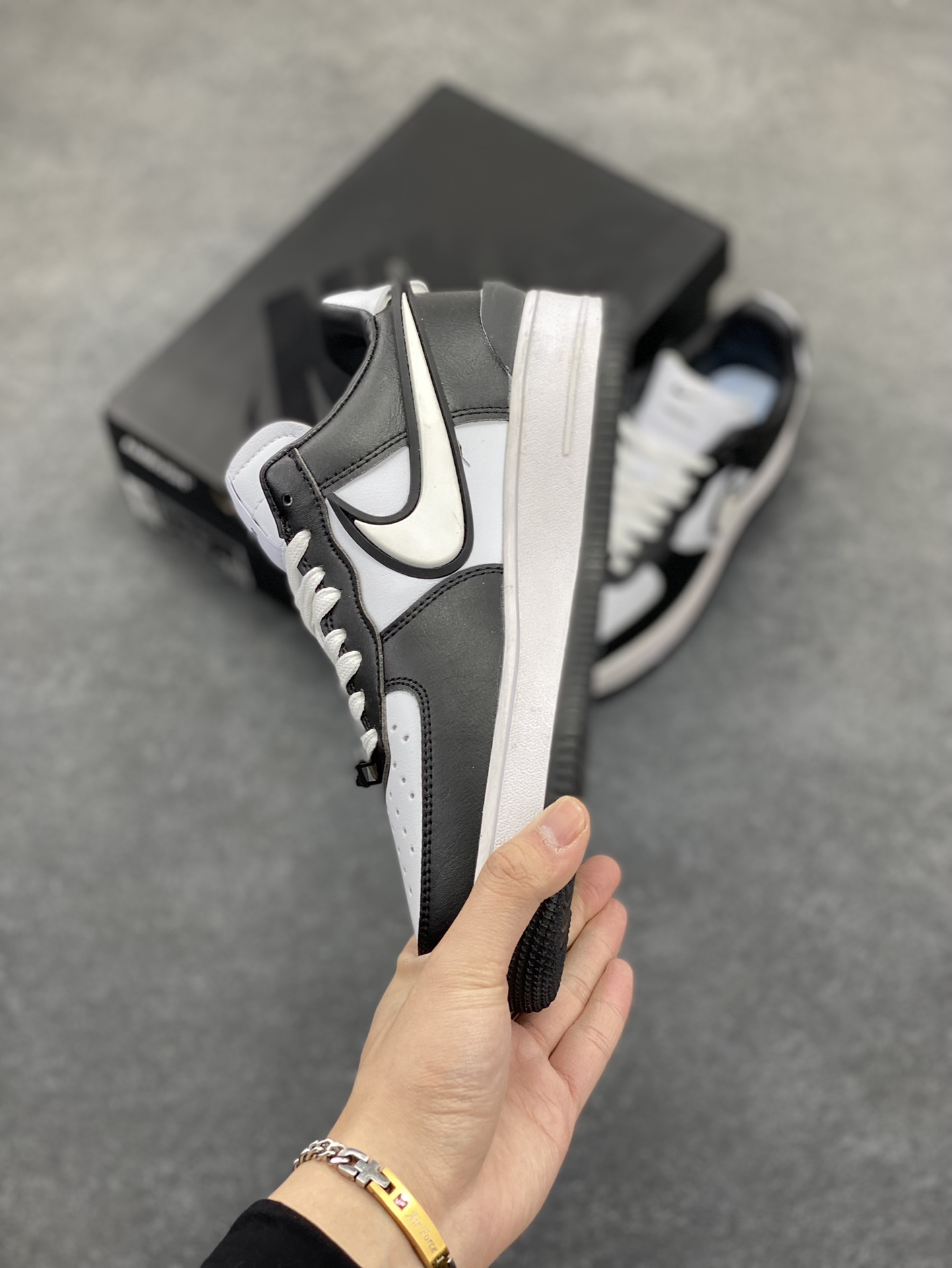 图片[3]-Nike Air Force 1 Low AMBUSH联名 原楦头原纸板 打造纯正空军版型 专注外贸渠道 全掌内置蜂窝气垫 原盒配件 原厂中底钢印、拉帮完美 货号：DV3464-010 尺码：36 36.5 37.5 38 38.5 39 40 40.5 41 42 42.5 43 44 44.5 45-选品中心