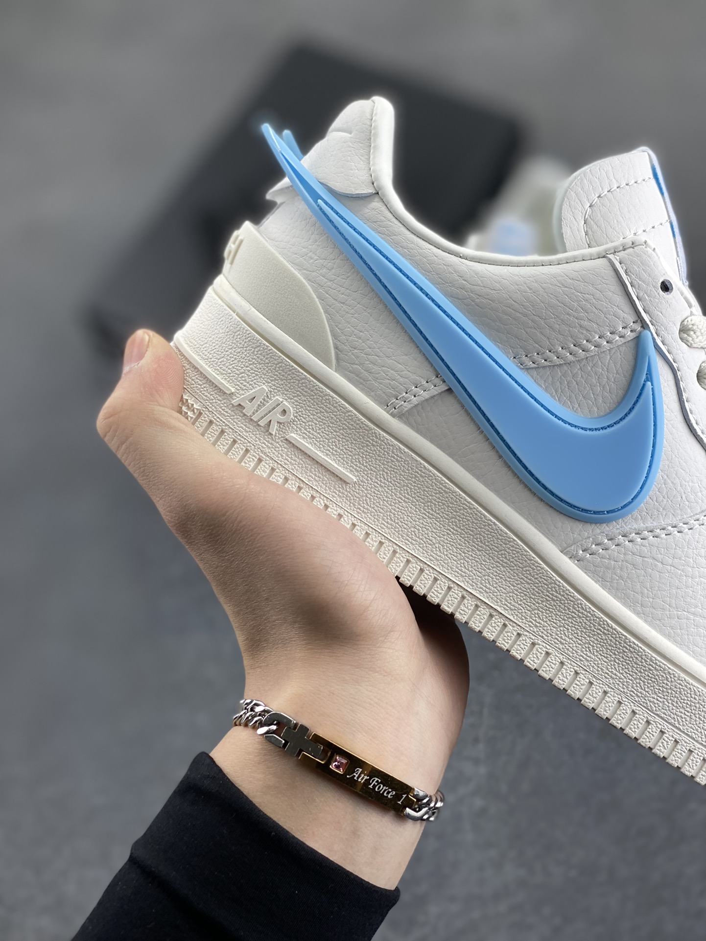 图片[6]-Nike Air Force 1 Low AMBUSH联名 原楦头原纸板 打造纯正空军版型 专注外贸渠道 全掌内置蜂窝气垫 原盒配件 原厂中底钢印、拉帮完美 货号：DV3464-021 尺码：36 36.5 37.5 38 38.5 39 40 40.5 41 42 42.5 43 44 44.5 45-选品中心