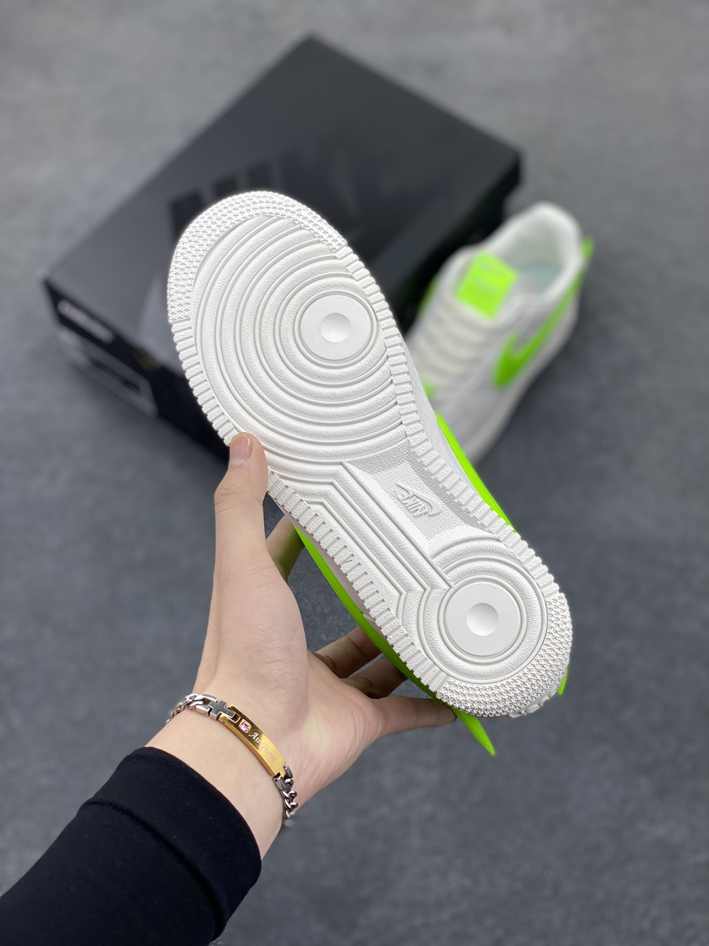 图片[5]-Nike Air Force 1 Low AMBUSH联名 原楦头原纸板 打造纯正空军版型 专注外贸渠道 全掌内置蜂窝气垫 原盒配件 原厂中底钢印、拉帮完美 货号：DV3464-023 尺码：36 36.5 37.5 38 38.5 39 40 40.5 41 42 42.5 43 44 44.5 45-选品中心