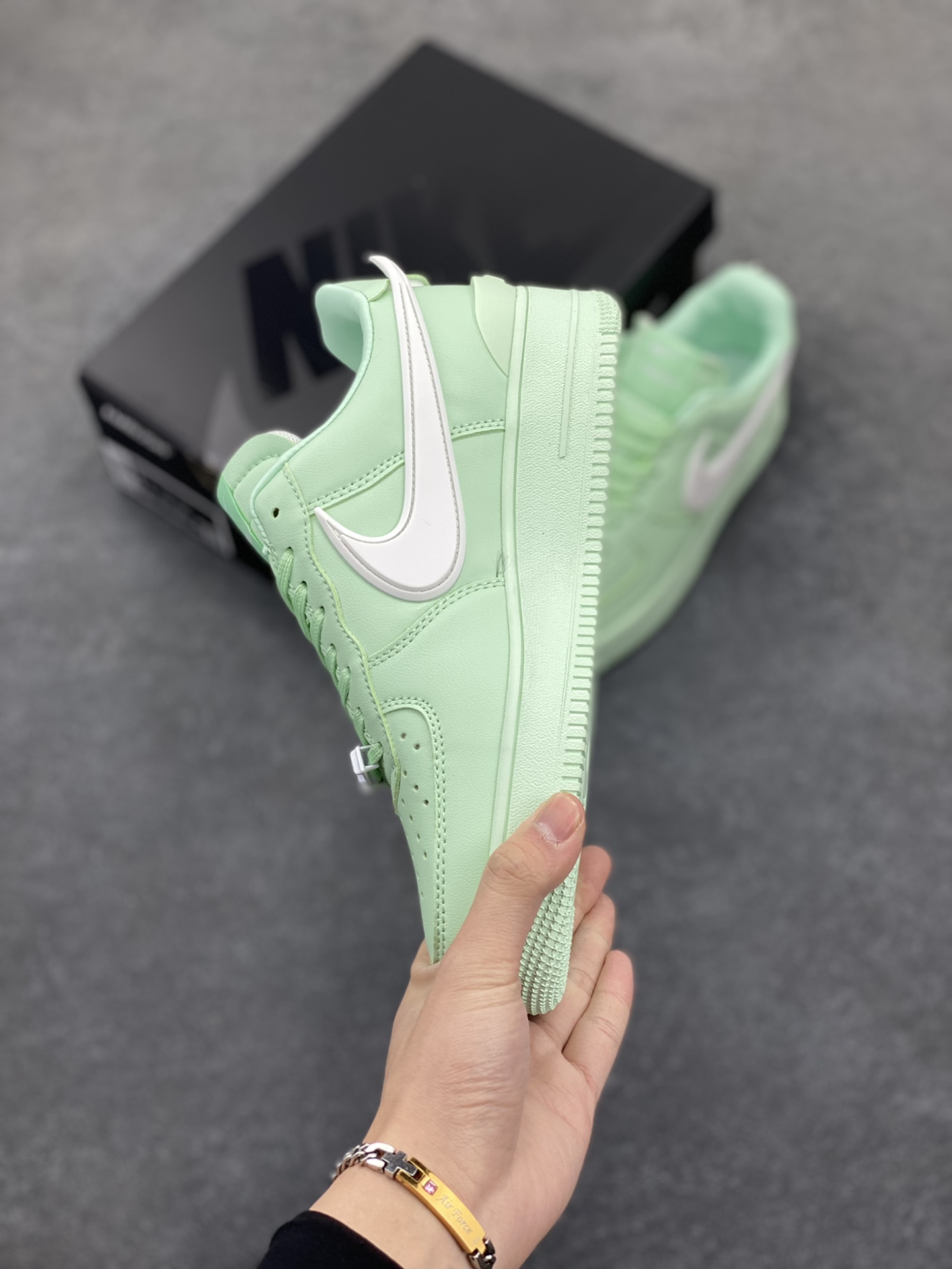 图片[3]-Nike Air Force 1 Low AMBUSH联名 原楦头原纸板 打造纯正空军版型 专注外贸渠道 全掌内置蜂窝气垫 原盒配件 原厂中底钢印、拉帮完美 货号：DV3464-024 尺码：36 36.5 37.5 38 38.5 39 40 40.5 41 42 42.5 43 44 44.5 45-选品中心