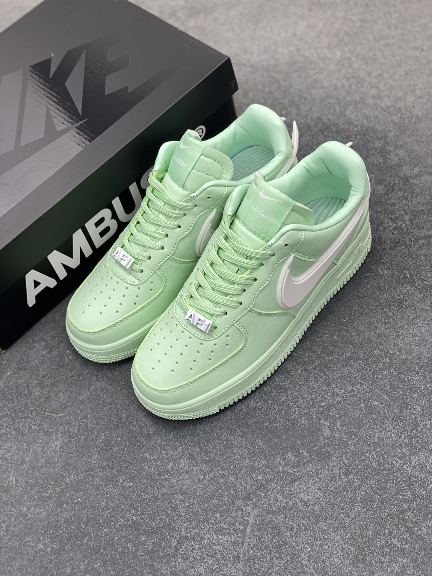 图片[8]-Nike Air Force 1 Low AMBUSH联名 原楦头原纸板 打造纯正空军版型 专注外贸渠道 全掌内置蜂窝气垫 原盒配件 原厂中底钢印、拉帮完美 货号：DV3464-024 尺码：36 36.5 37.5 38 38.5 39 40 40.5 41 42 42.5 43 44 44.5 45-选品中心