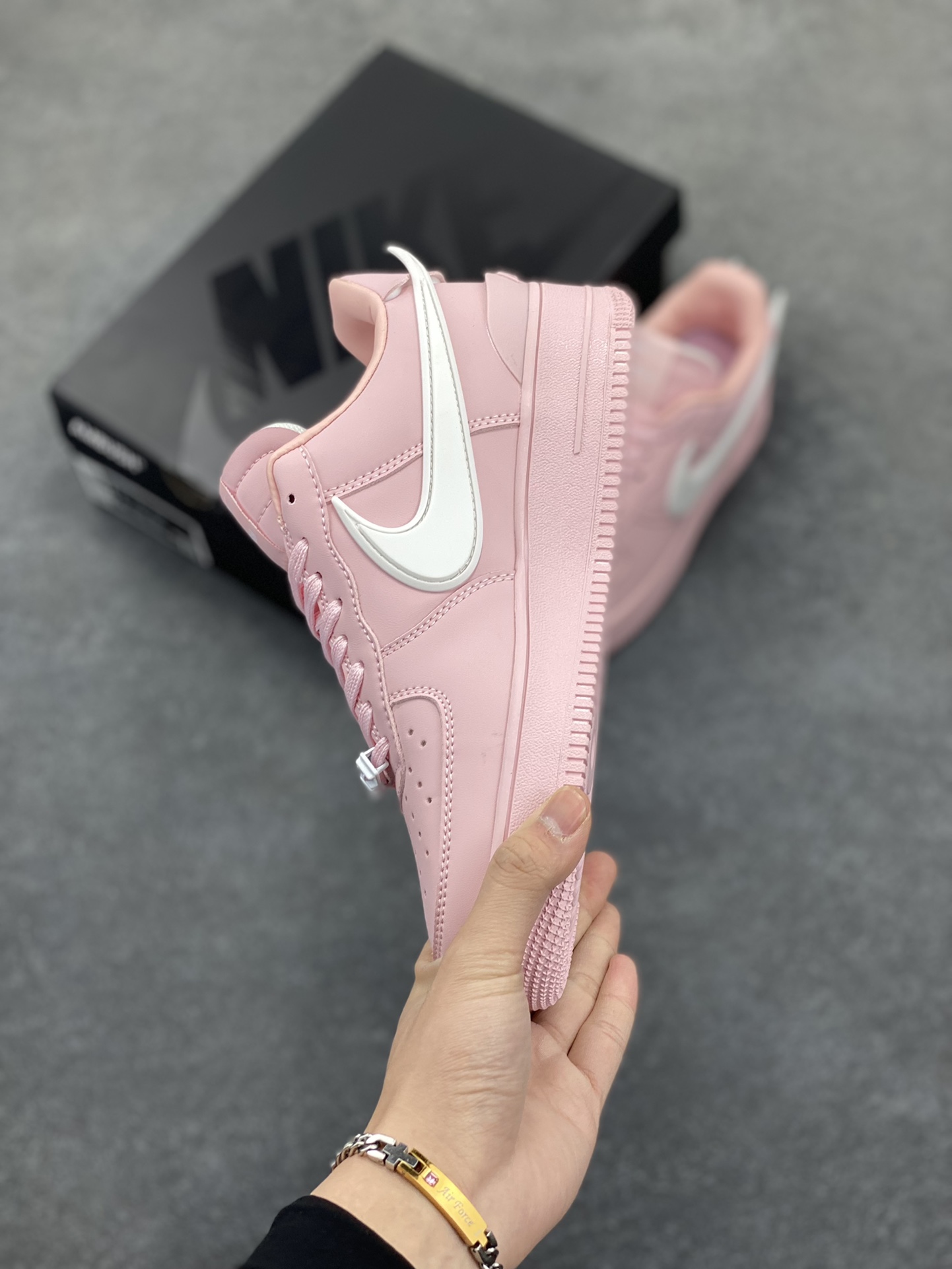 图片[3]-Nike Air Force 1 Low AMBUSH联名 原楦头原纸板 打造纯正空军版型 专注外贸渠道 全掌内置蜂窝气垫 原盒配件 原厂中底钢印、拉帮完美 货号：DV3464-025 尺码：36 36.5 37.5 38 38.5 39 40 40.5 41 42 42.5 43 44 44.5 45-选品中心