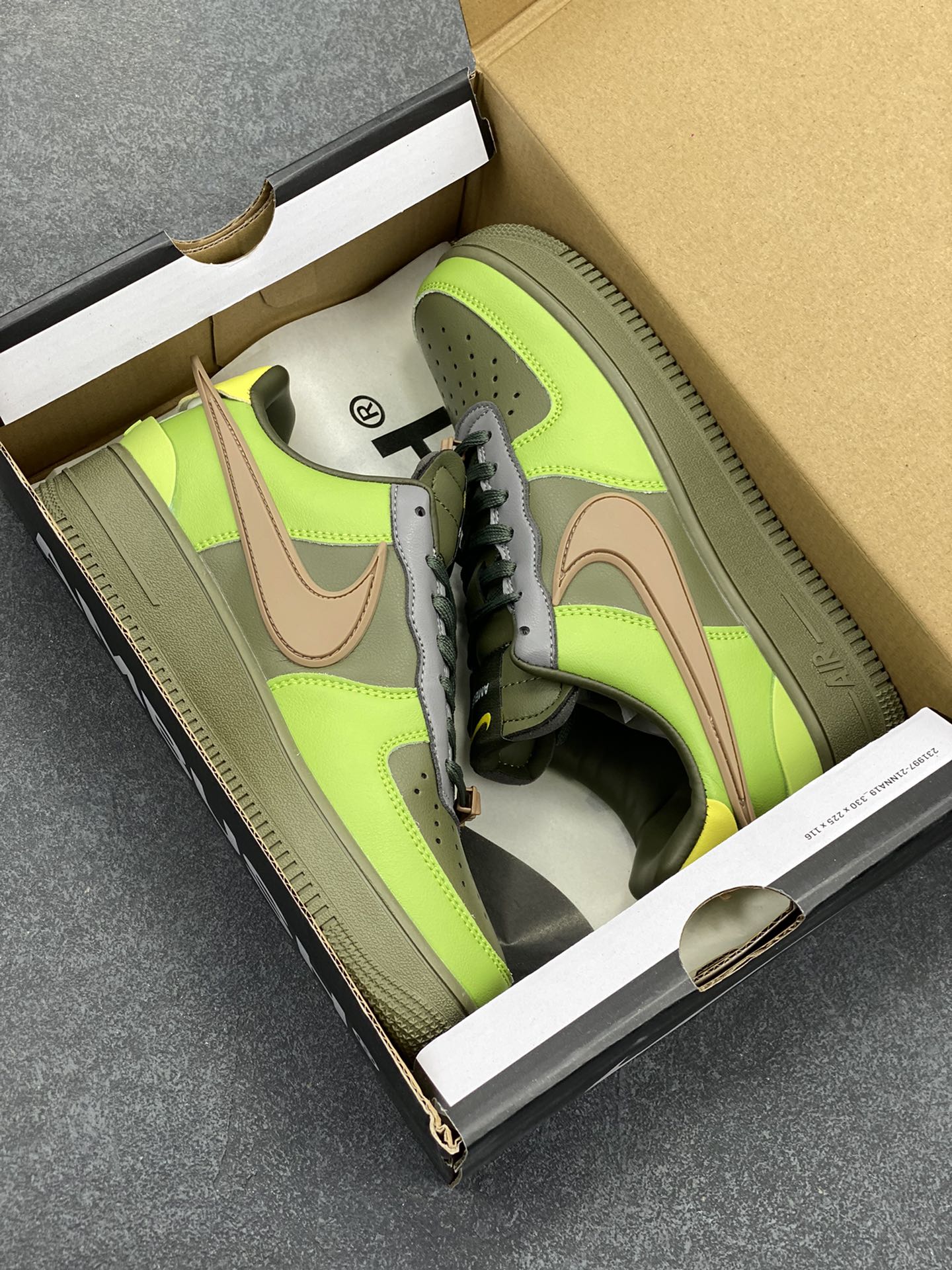 图片[9]-Nike Air Force 1 Low AMBUSH联名 原楦头原纸板 打造纯正空军版型 专注外贸渠道 全掌内置蜂窝气垫 原盒配件 原厂中底钢印、拉帮完美 货号：DV3464-010 尺码：36 36.5 37.5 38 38.5 39 40 40.5 41 42 42.5 43 44 44.5 45-选品中心