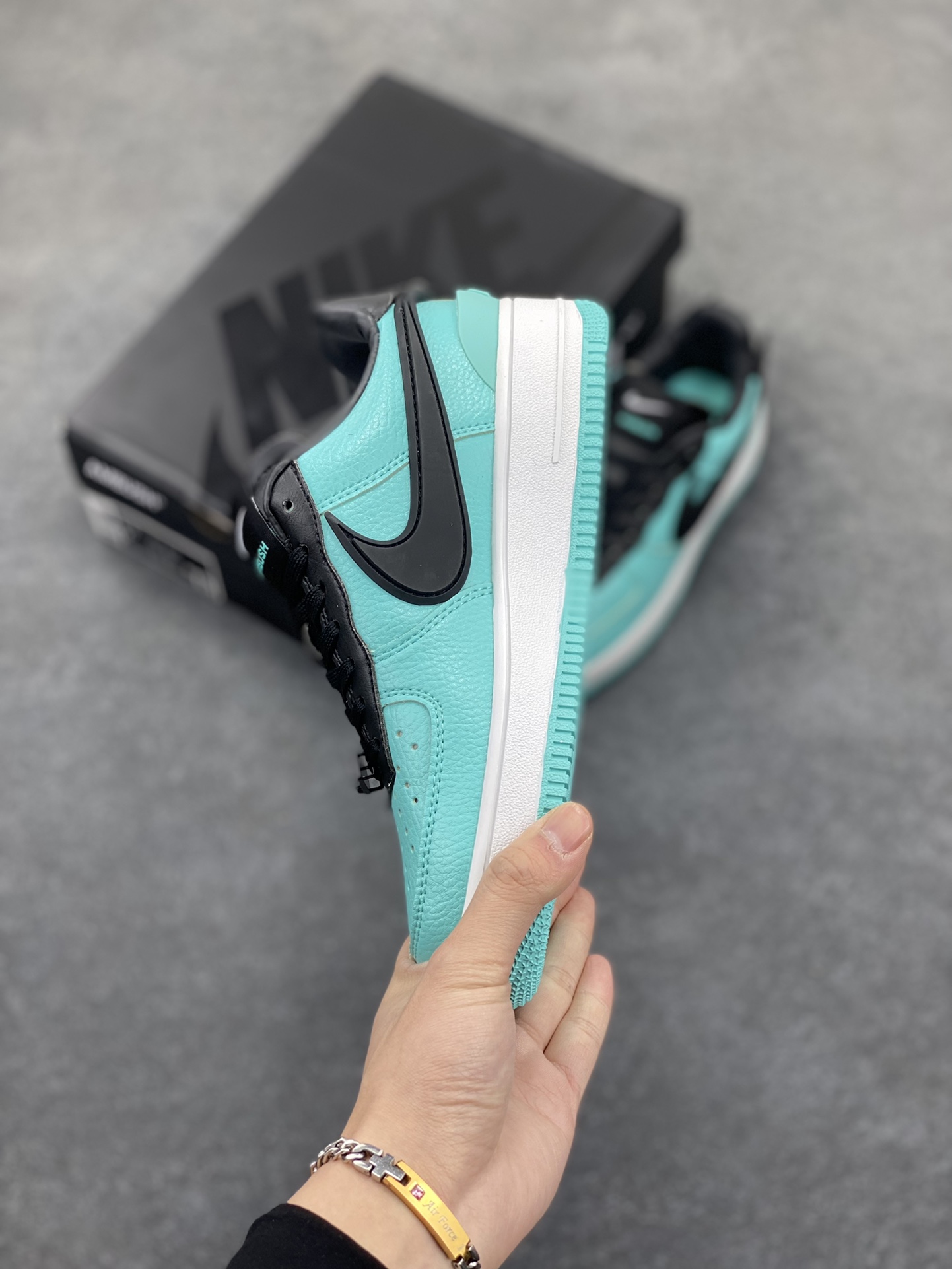 图片[3]-Nike Air Force 1 Low AMBUSH联名 原楦头原纸板 打造纯正空军版型 专注外贸渠道 全掌内置蜂窝气垫 原盒配件 原厂中底钢印、拉帮完美 货号：DV3464-011 尺码：36 36.5 37.5 38 38.5 39 40 40.5 41 42 42.5 43 44 44.5 45-选品中心